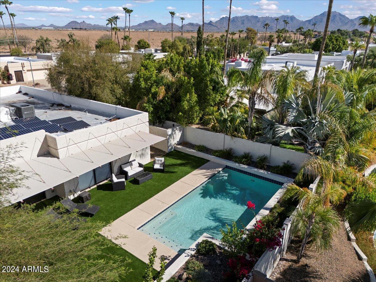 6633 E JUNIPER Avenue