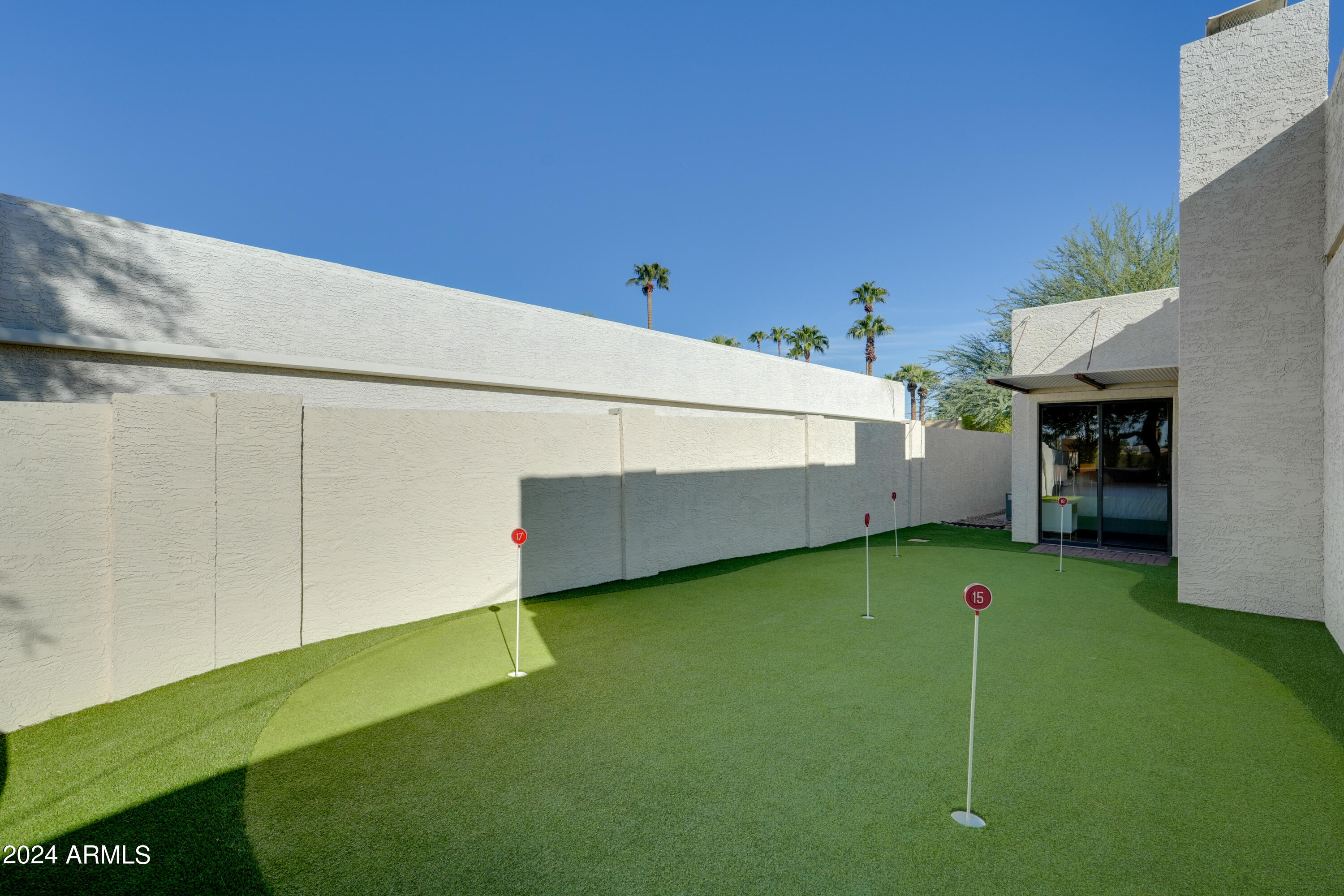 6633 E JUNIPER Avenue