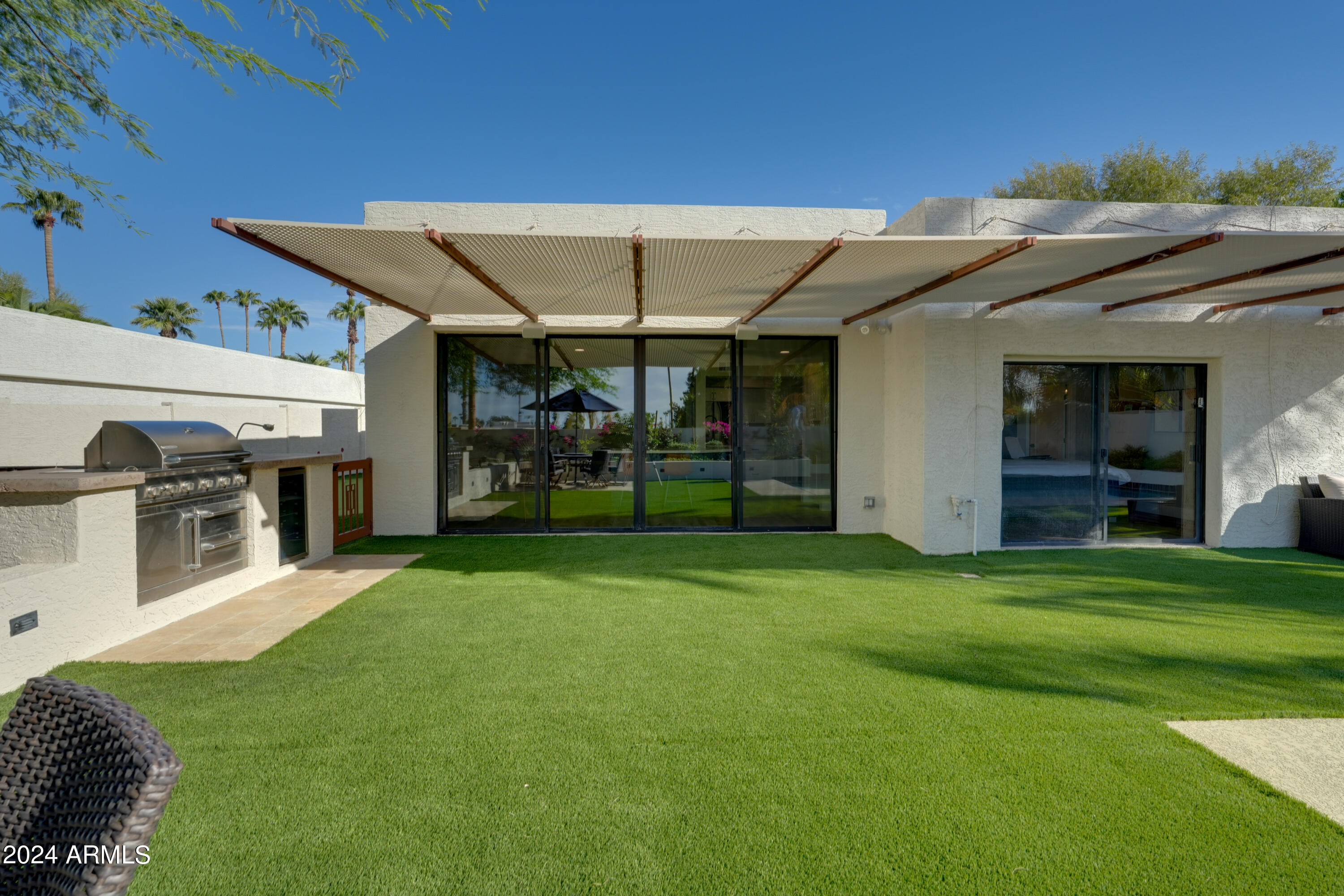 6633 E JUNIPER Avenue