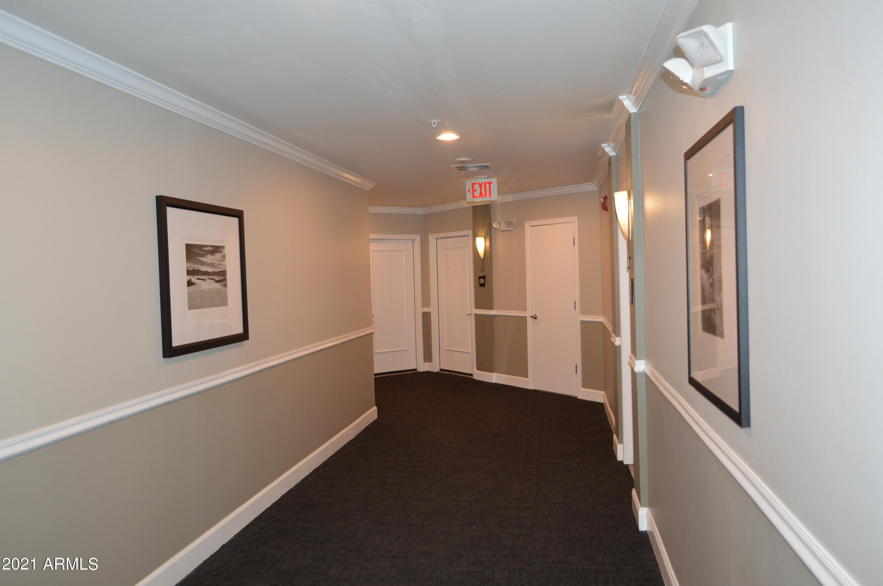 1701 E COLTER Street, 473