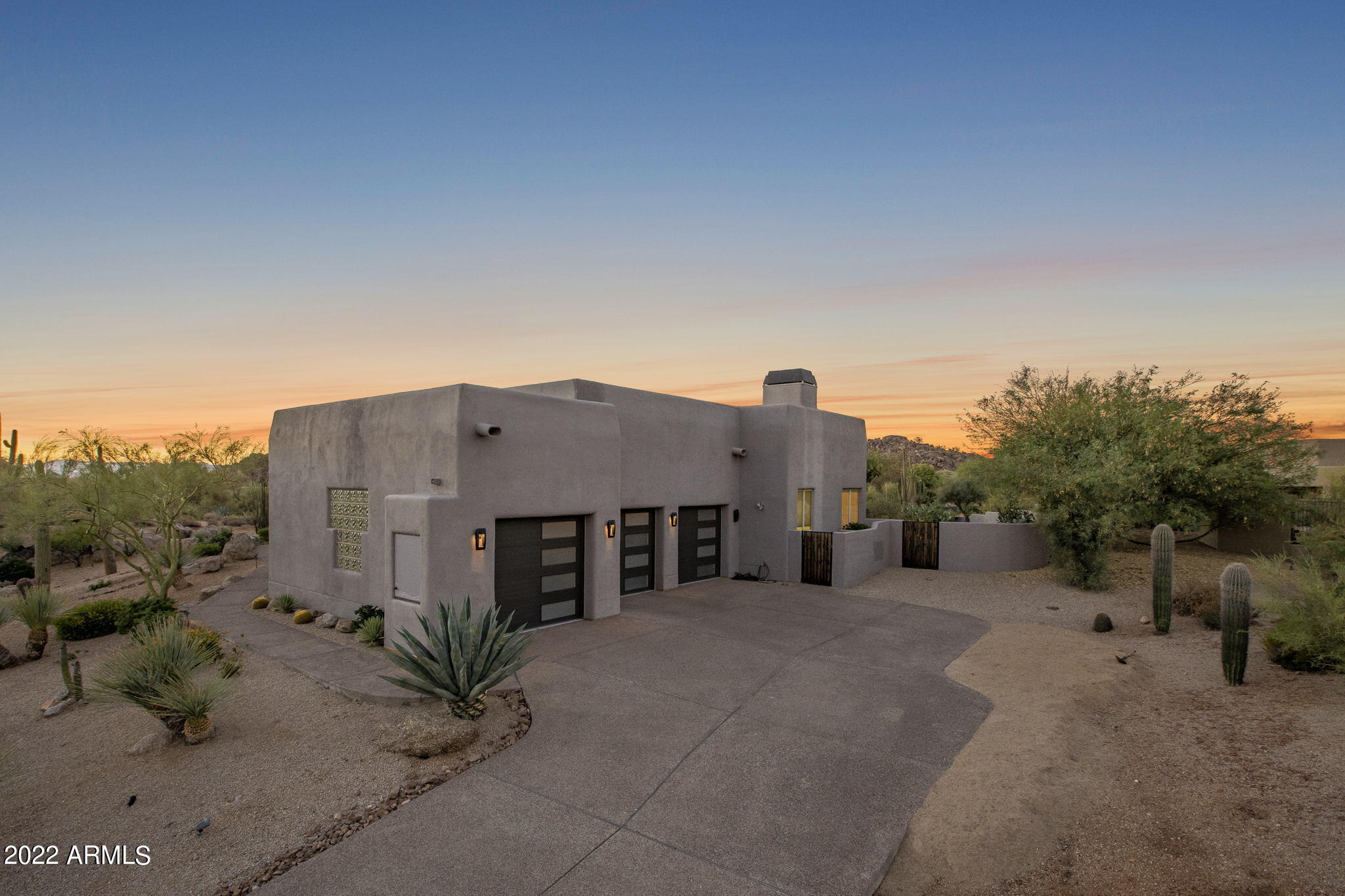 10448 E SKINNER Drive