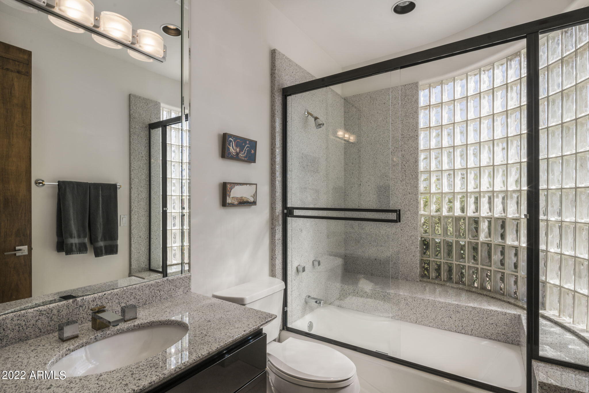 10448 E SKINNER Drive