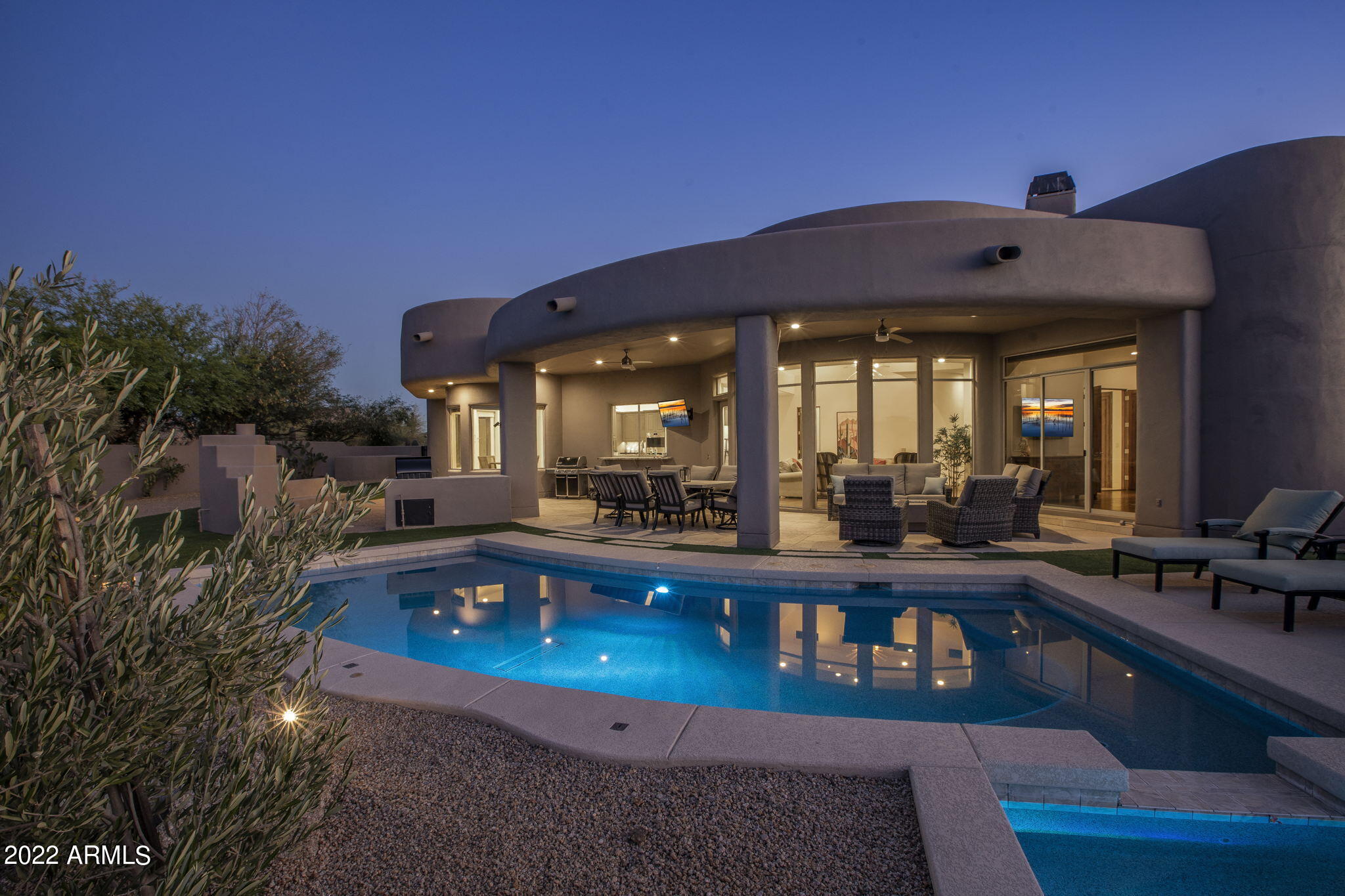 10448 E SKINNER Drive