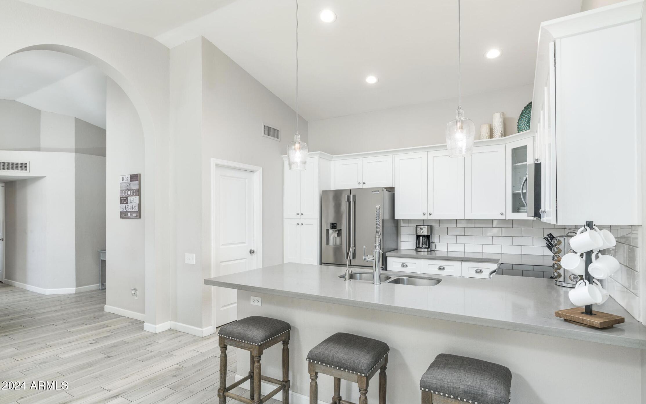 4833 W COMMONWEALTH Place