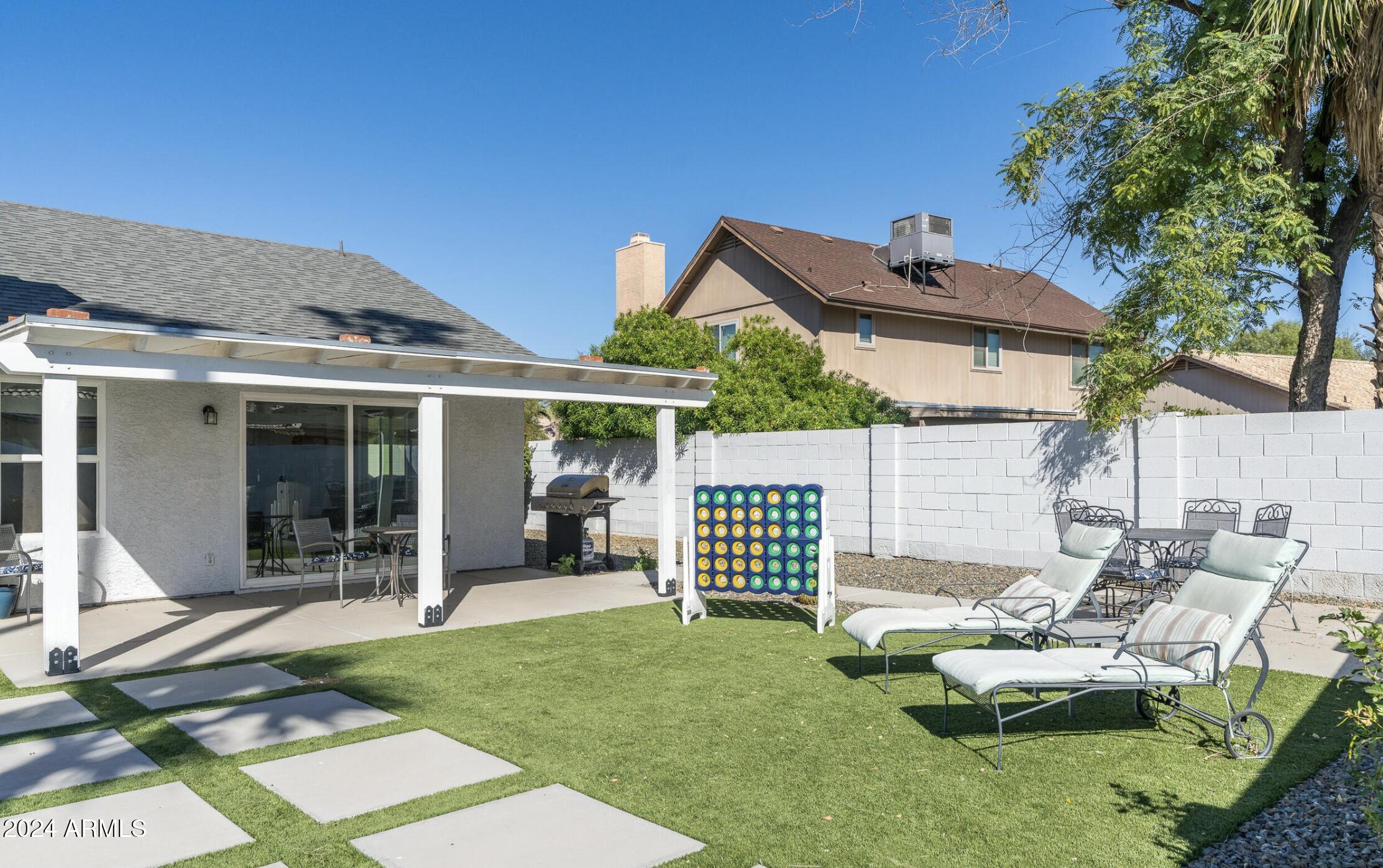 4833 W COMMONWEALTH Place