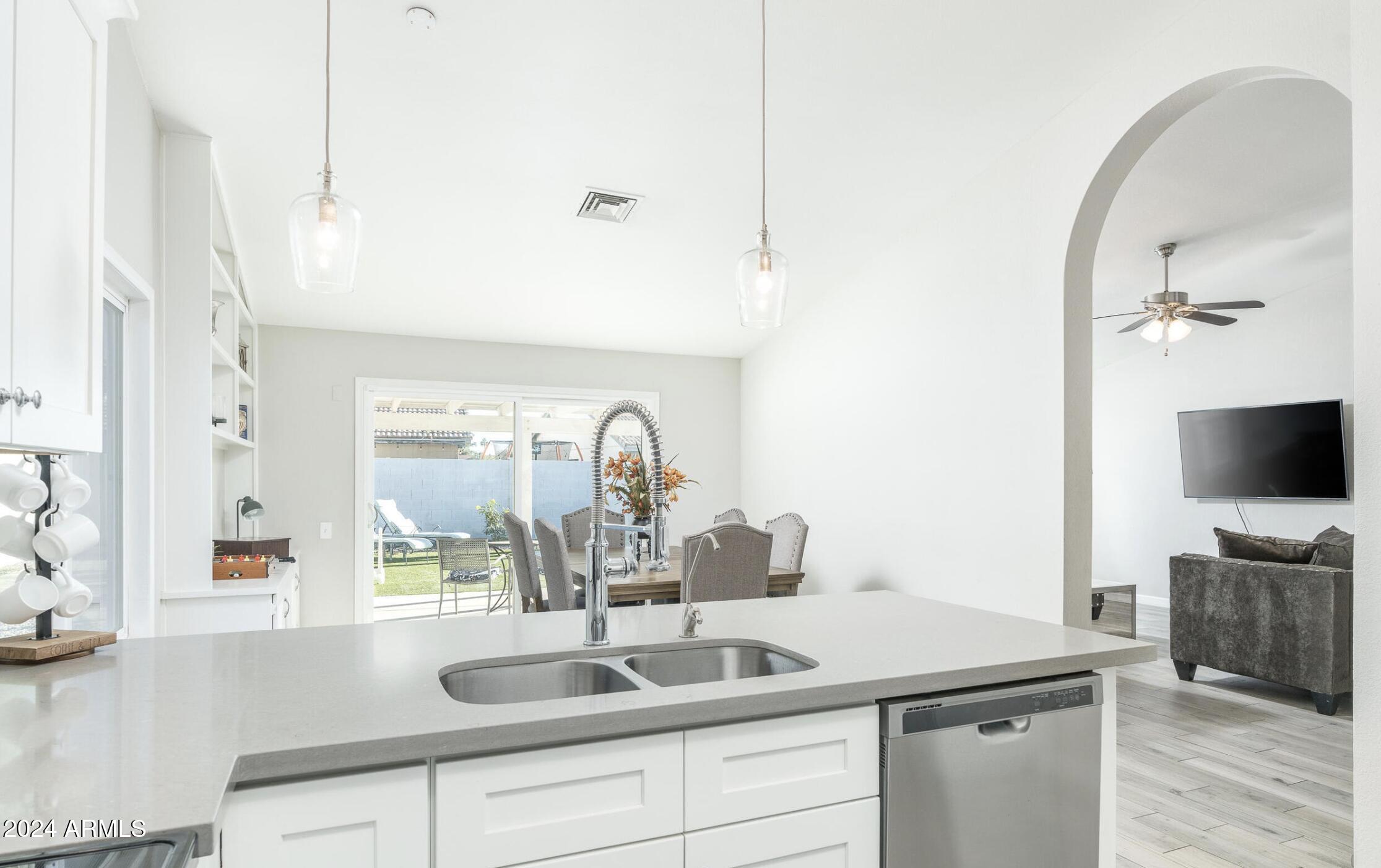 4833 W COMMONWEALTH Place