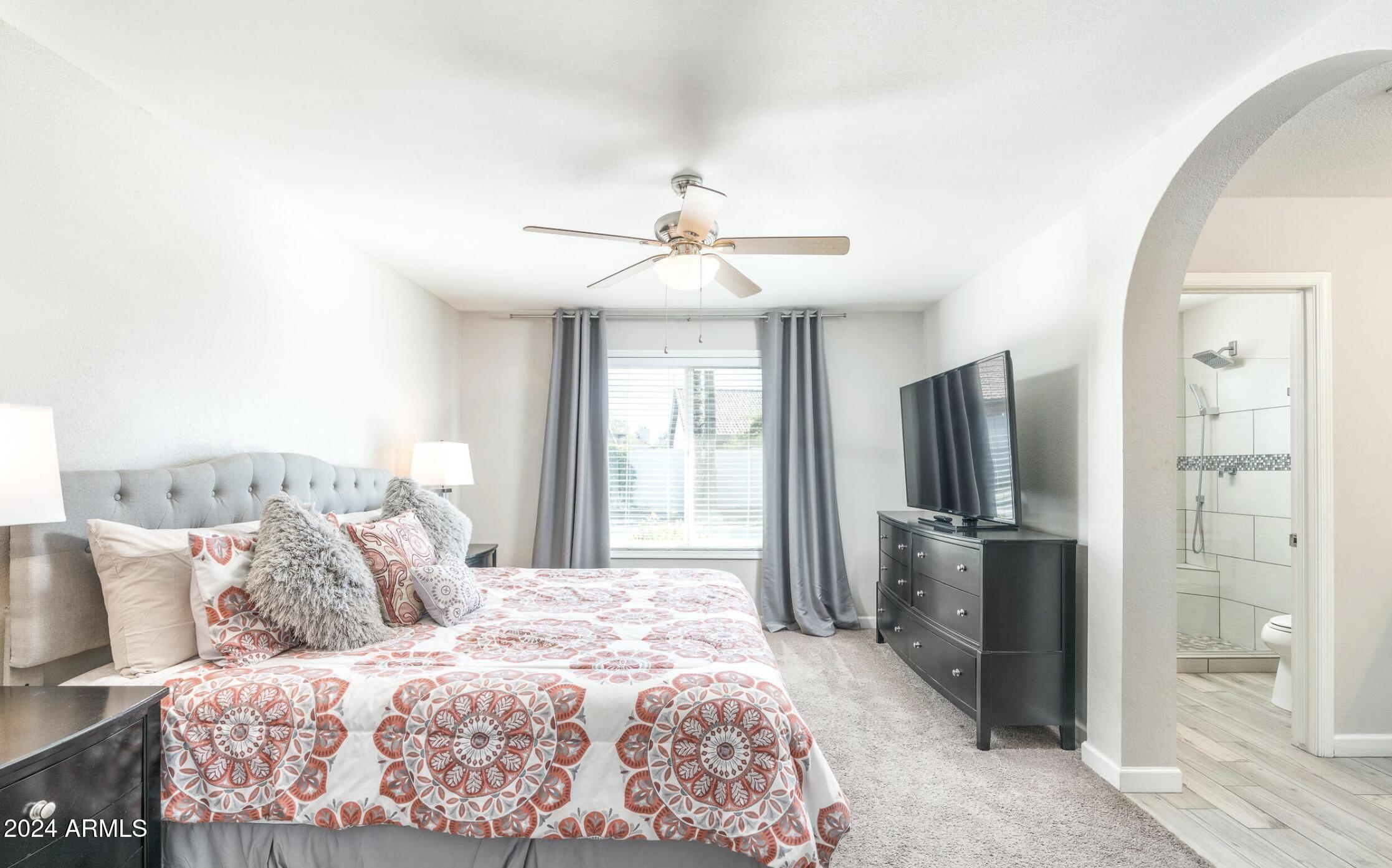 4833 W COMMONWEALTH Place