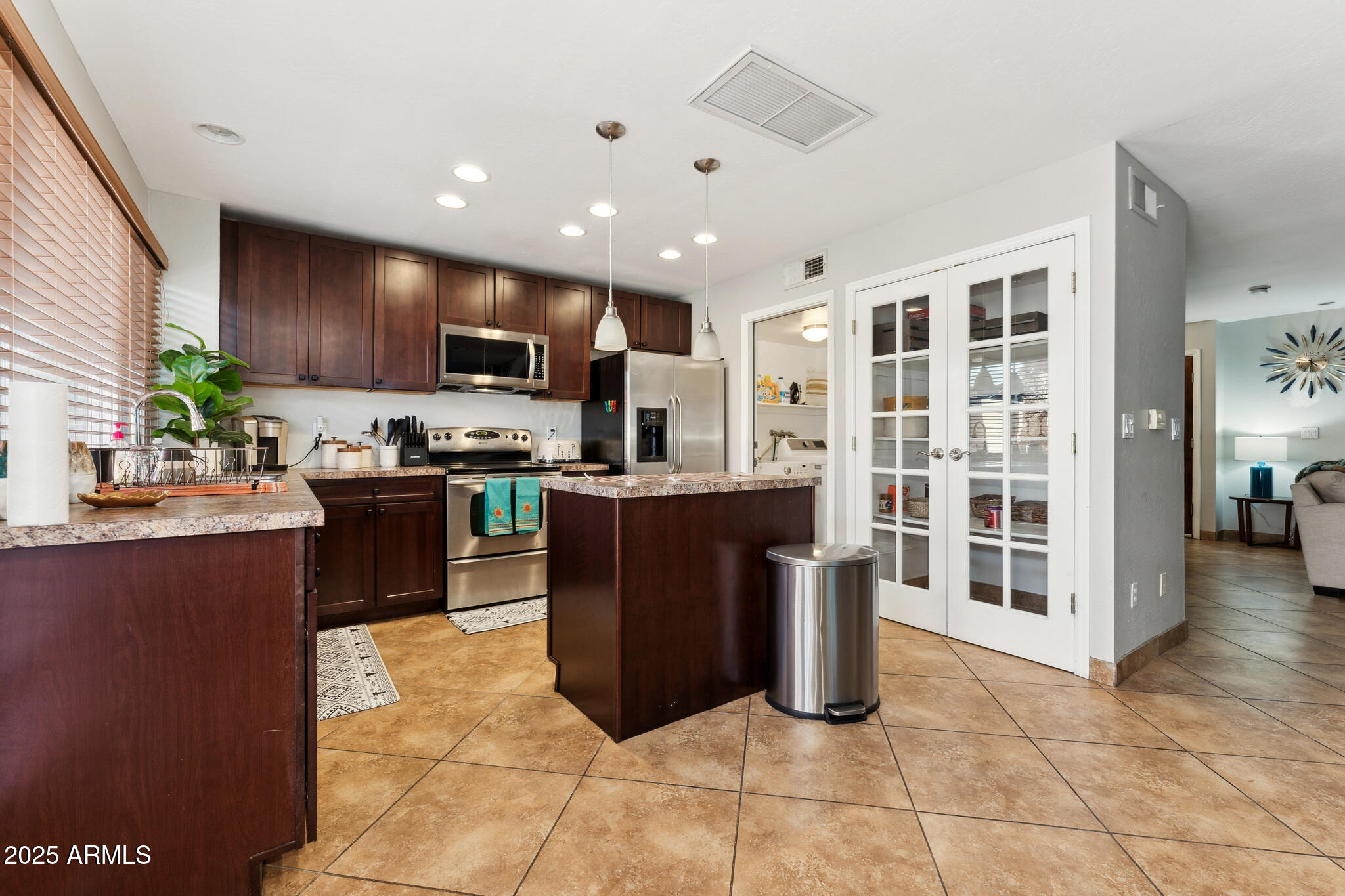 4251 N MILLER Road