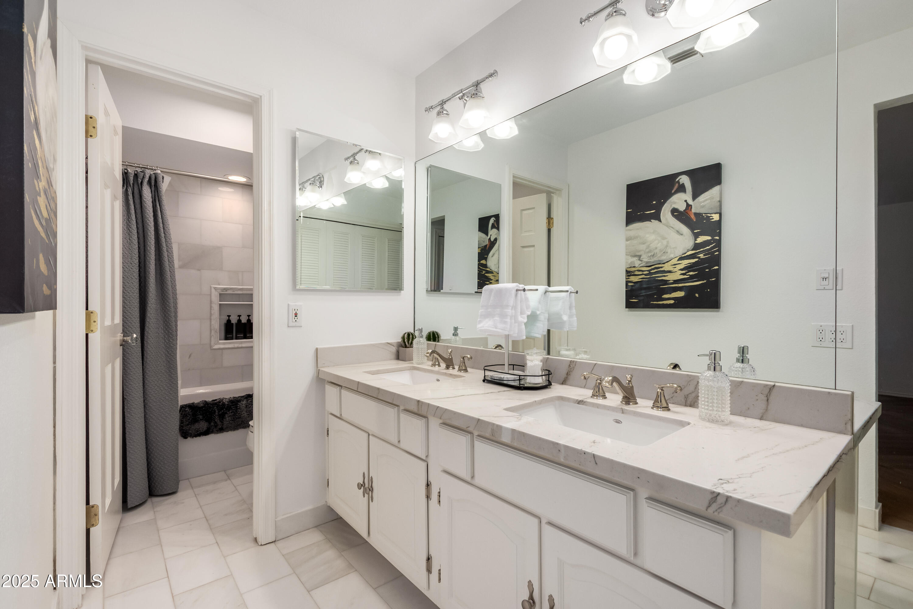 14425 N CORAL GABLES Drive