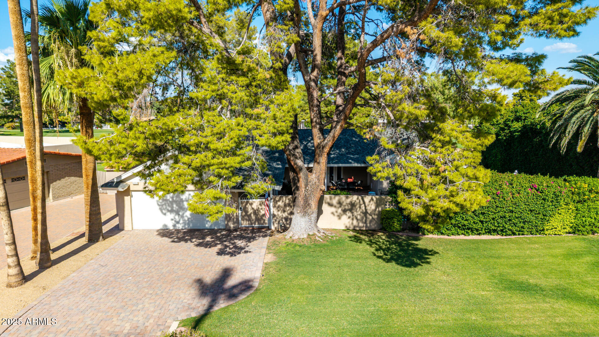 14425 N CORAL GABLES Drive