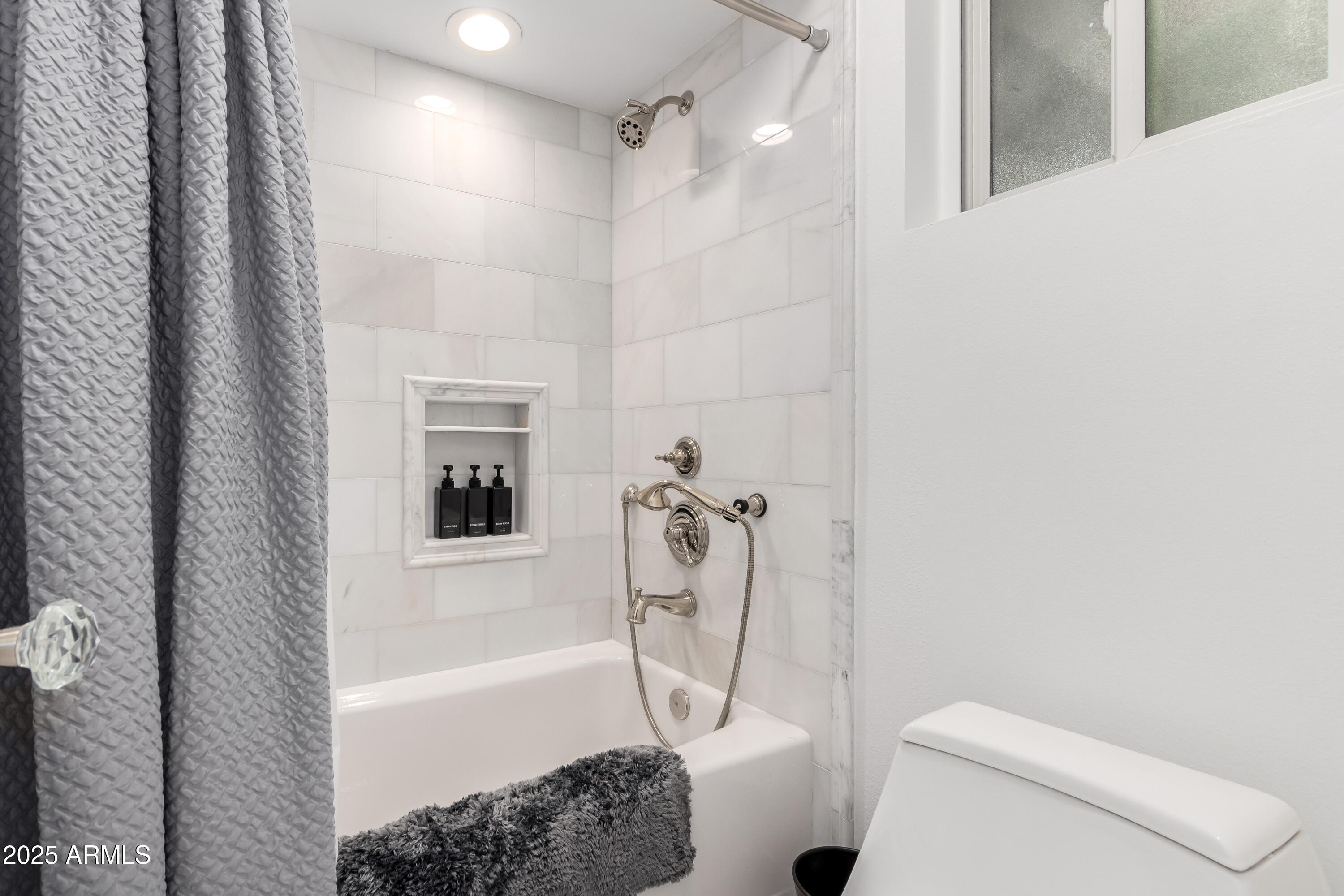 14425 N CORAL GABLES Drive