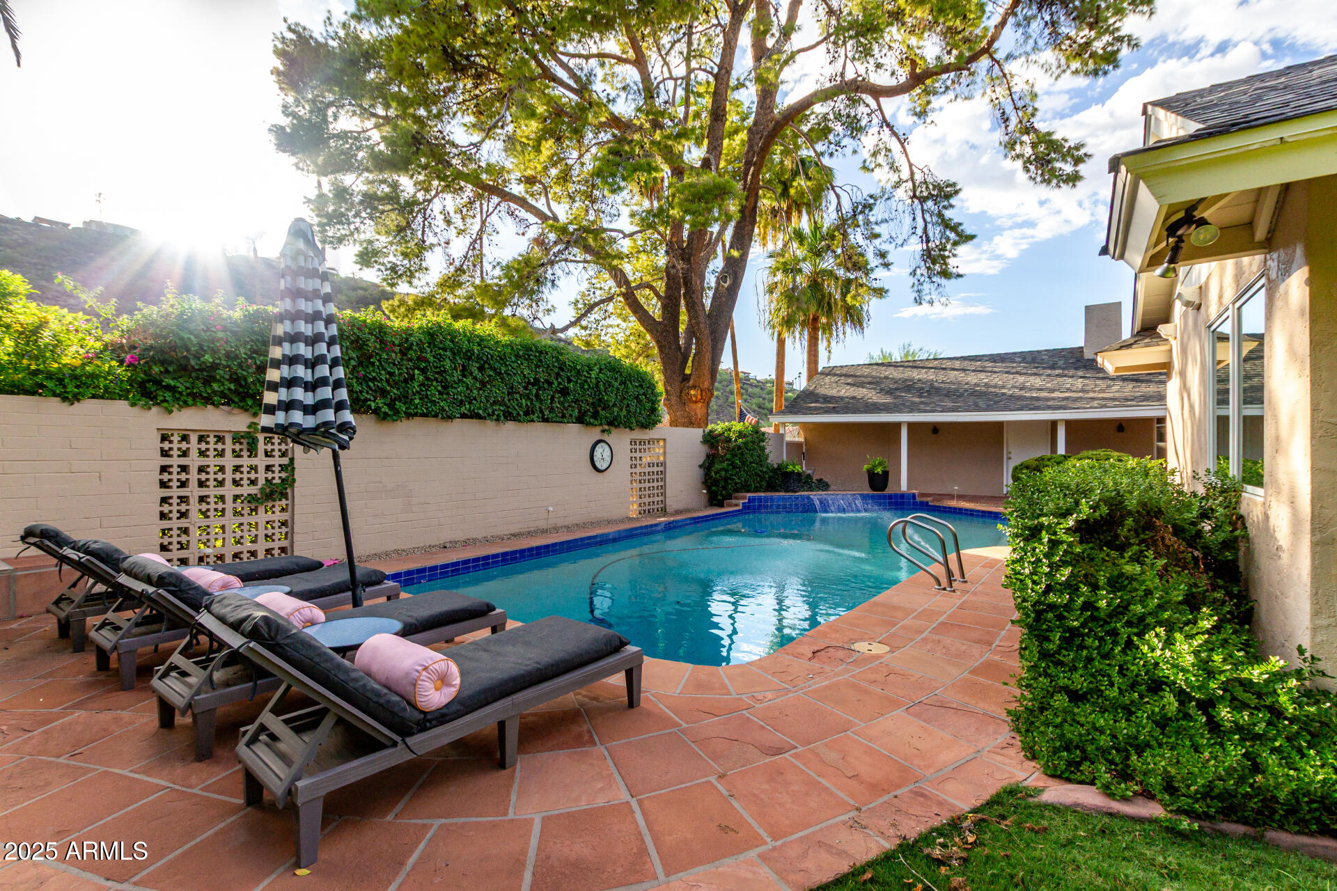 14425 N CORAL GABLES Drive