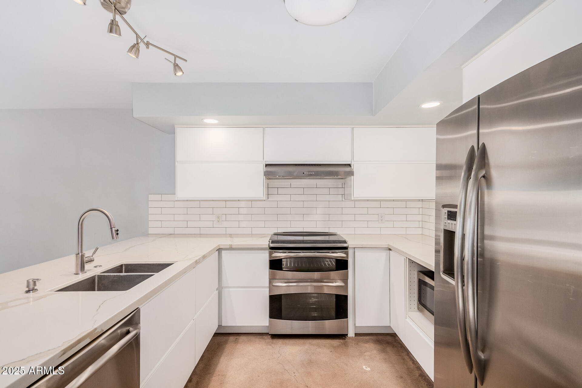 7401 E NORTHLAND Drive, 9, Scottsdale Unit: 9