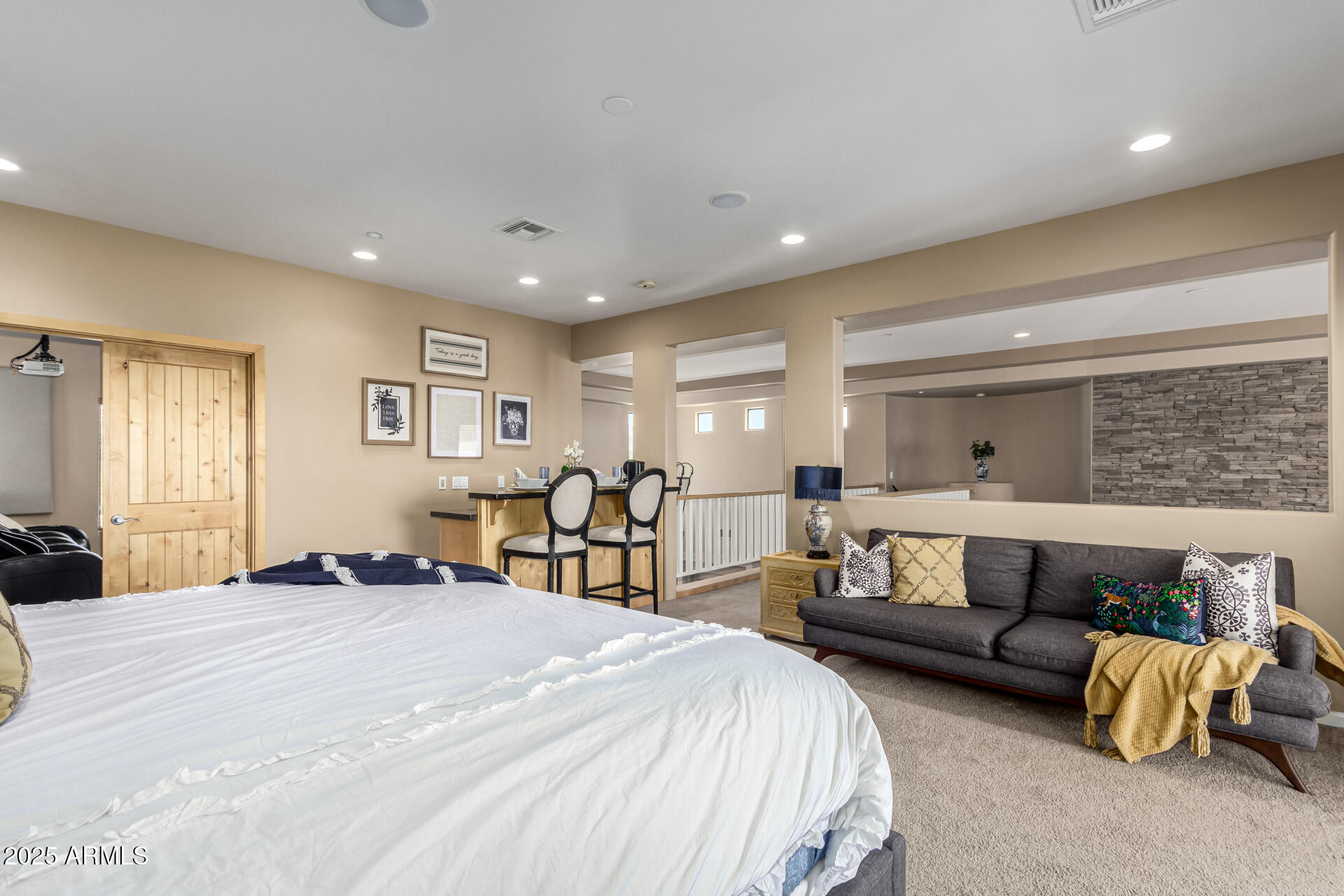 10004 E SANTA CATALINA Drive