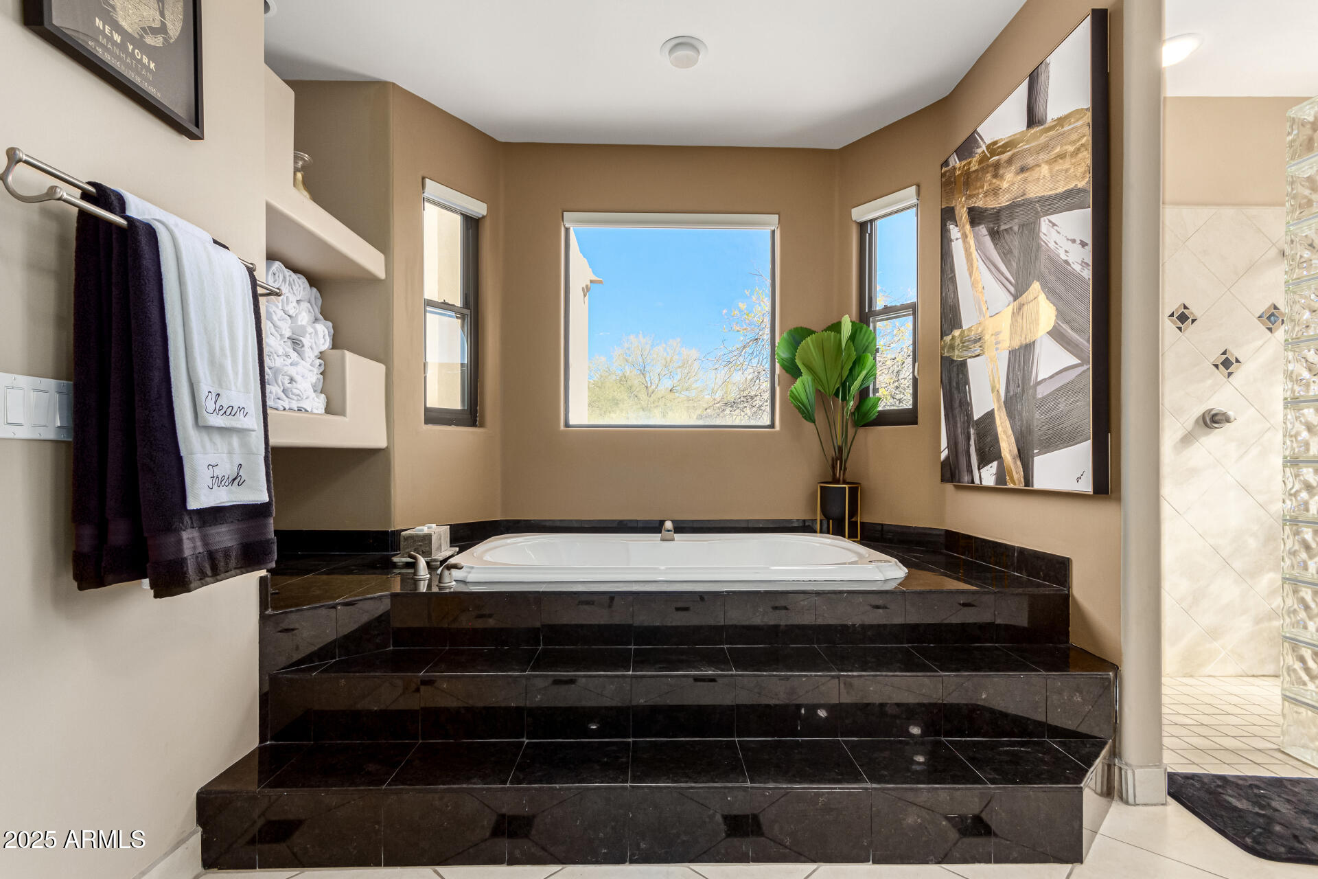 10004 E SANTA CATALINA Drive