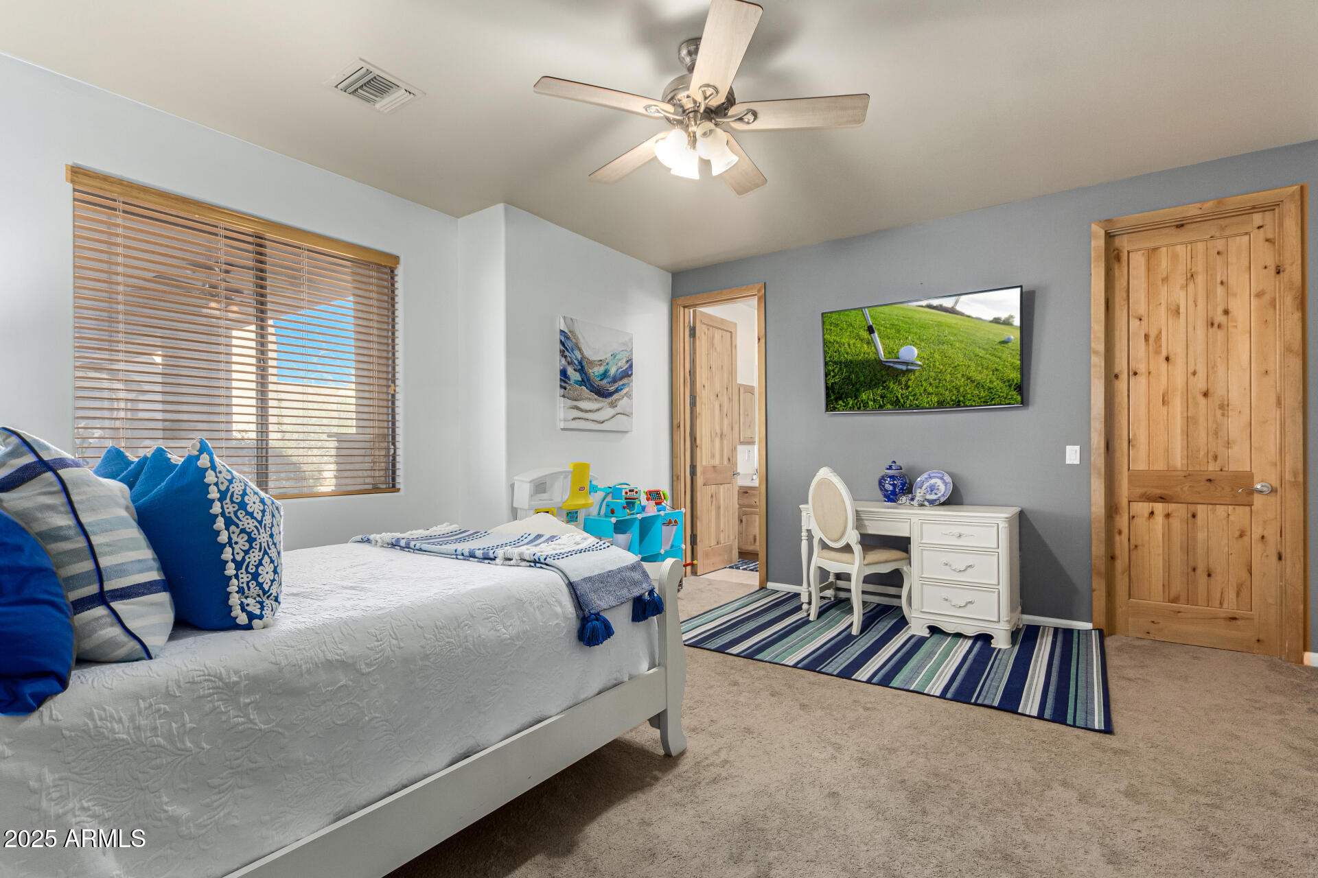 10004 E SANTA CATALINA Drive