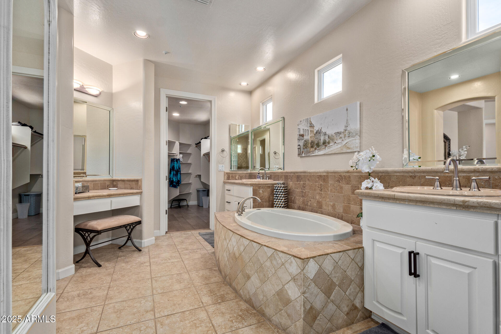 8566 E ANGEL SPIRIT Drive