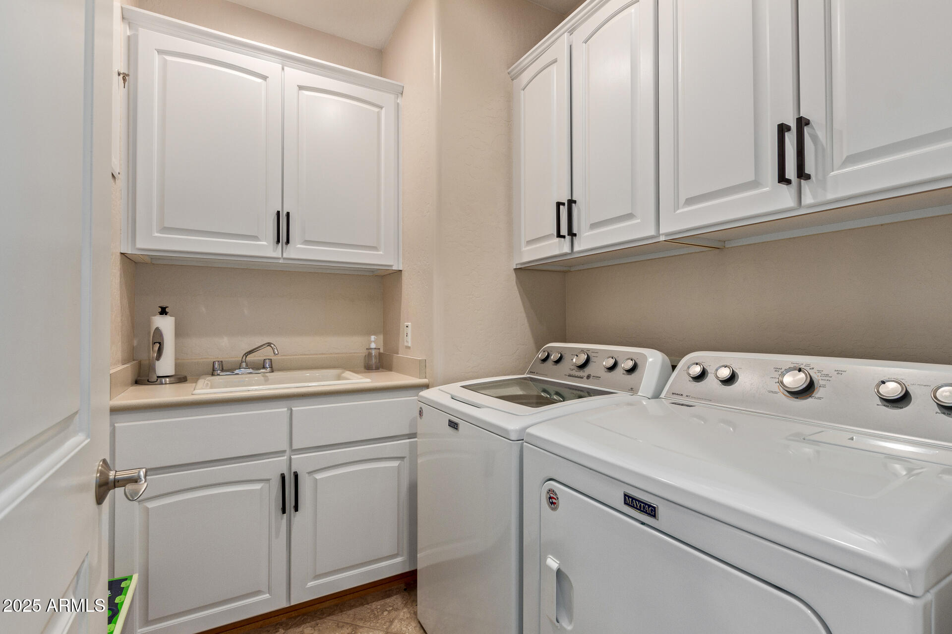 8566 E ANGEL SPIRIT Drive