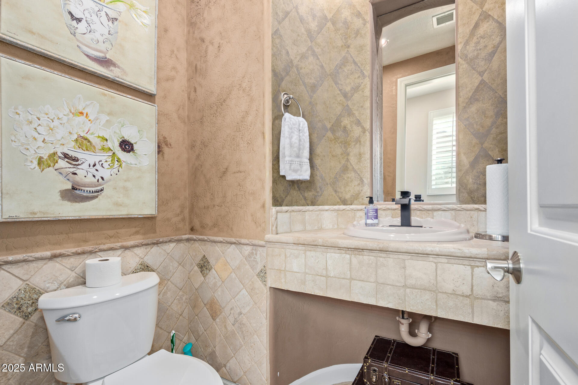 8566 E ANGEL SPIRIT Drive