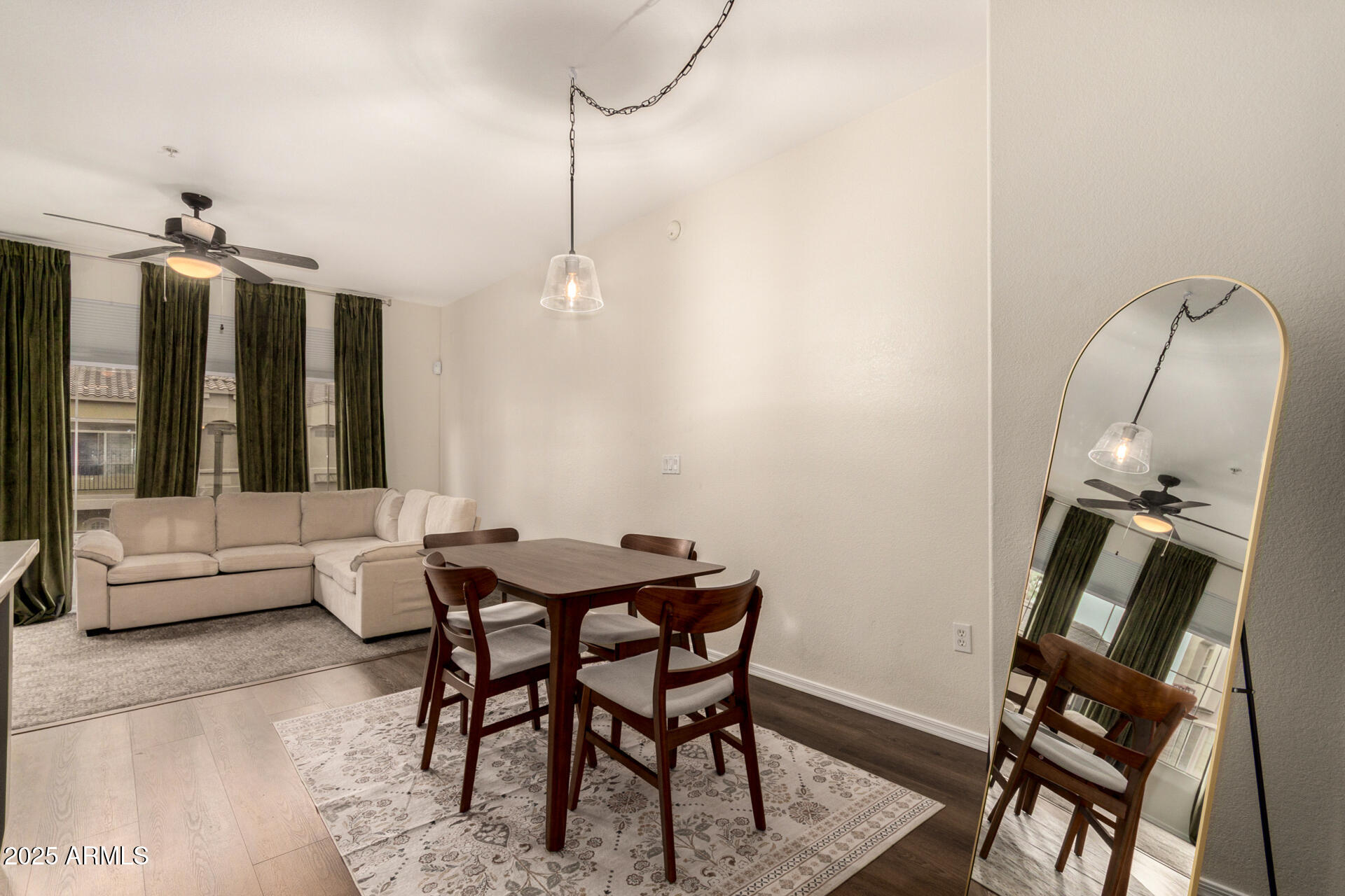 240 W JUNIPER Avenue 1010