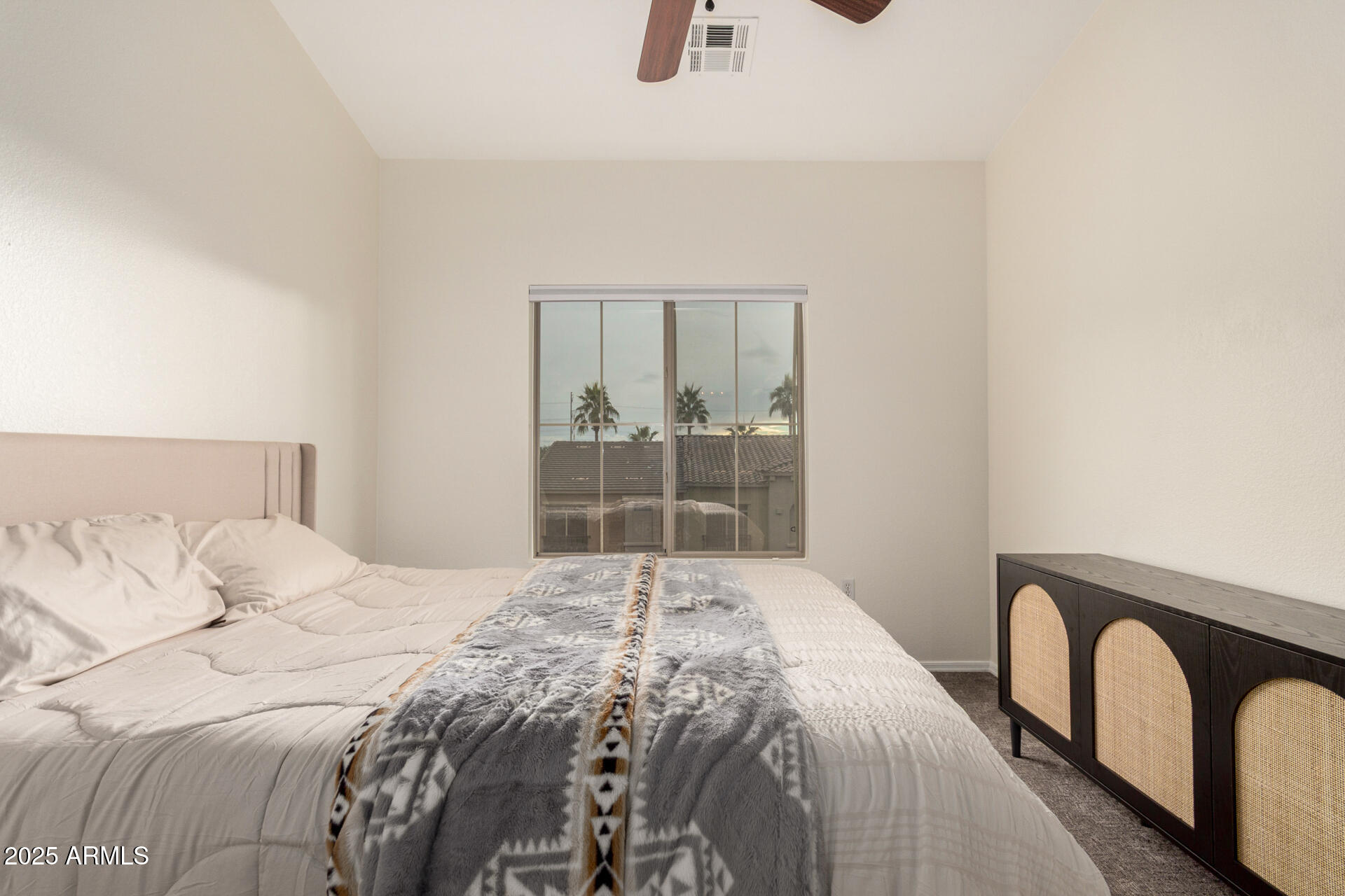 240 W JUNIPER Avenue 1010