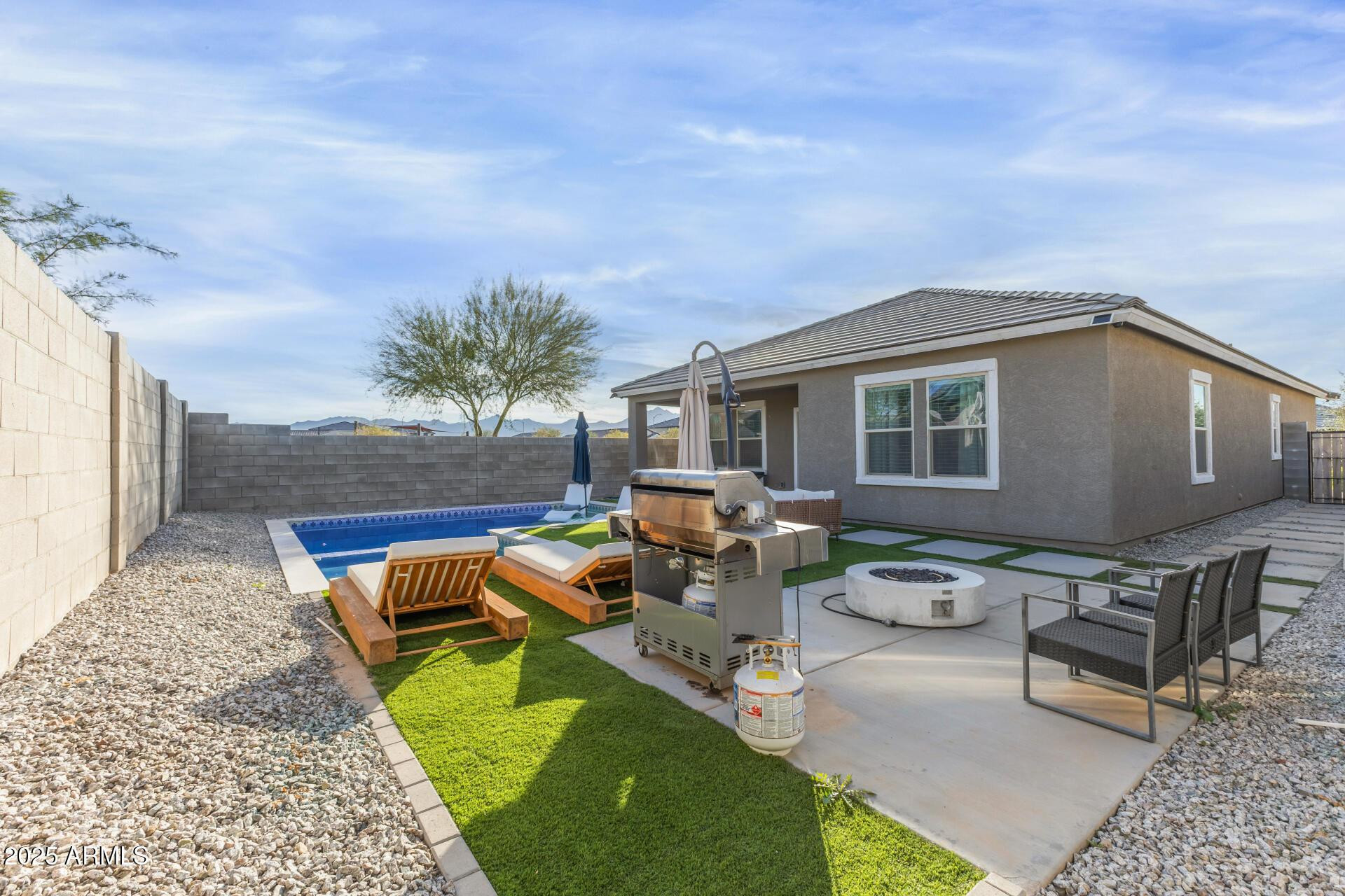 8133 S 64TH Lane