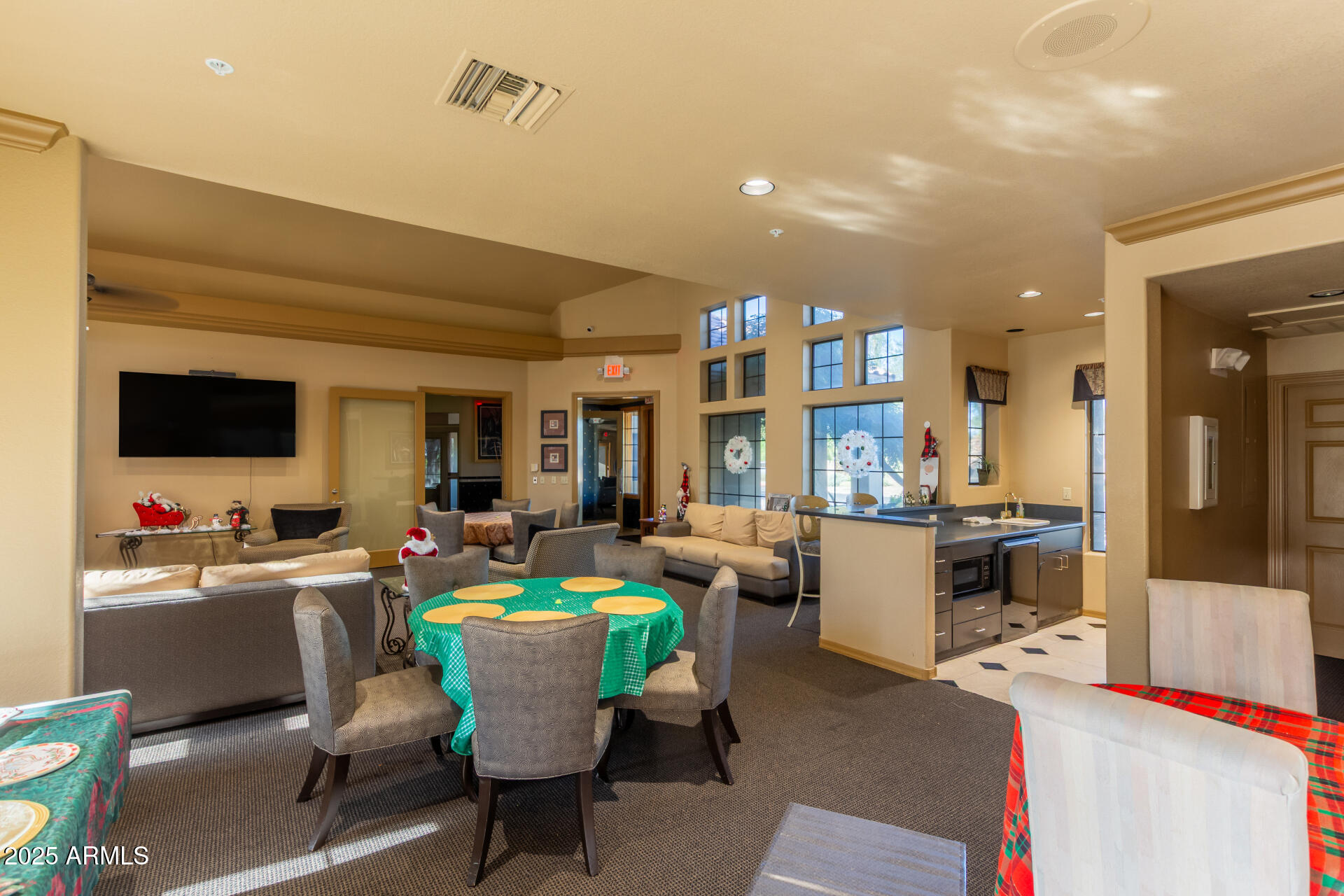 7575 E INDIAN BEND Road 2146