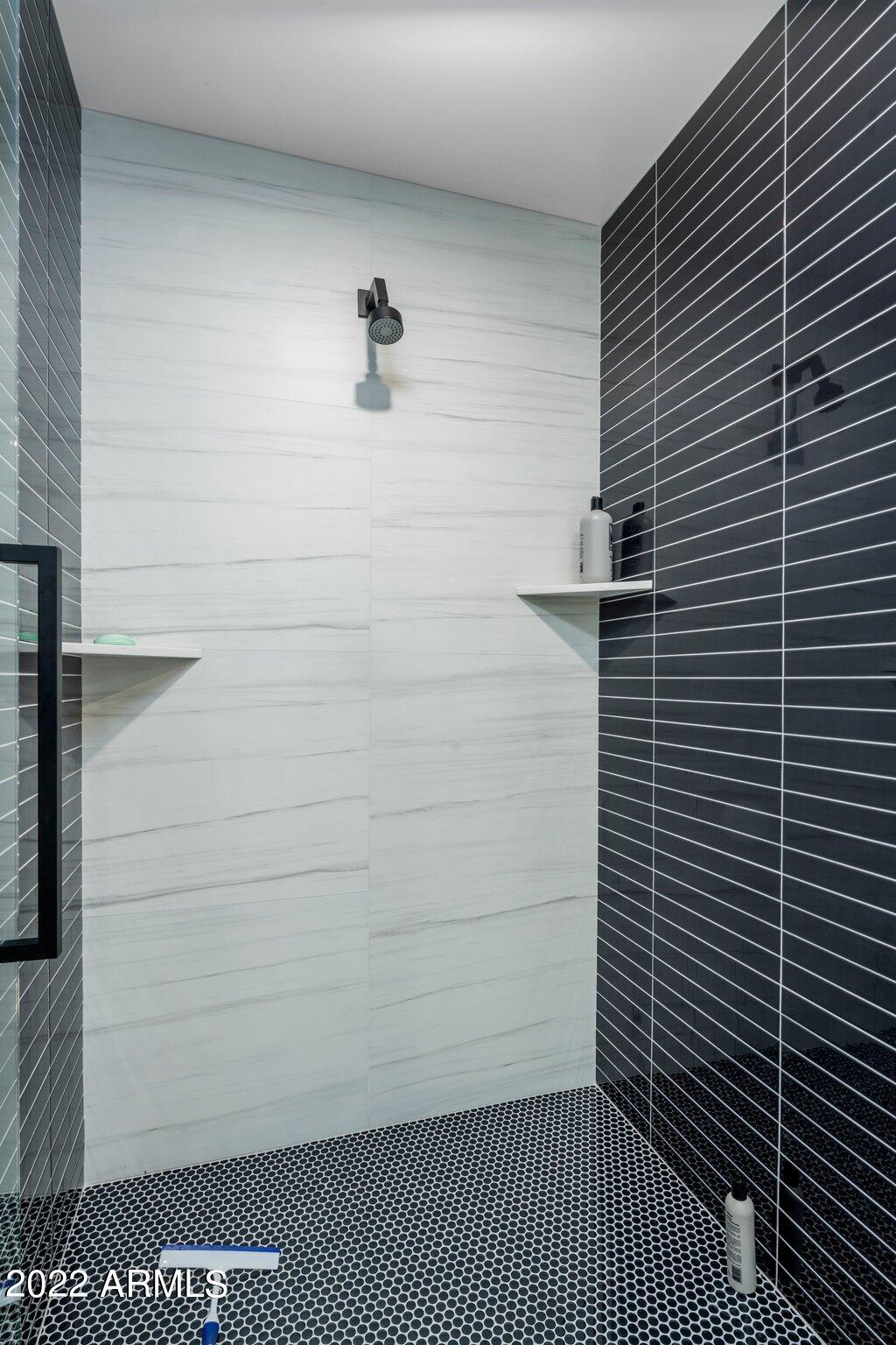 9056 N ARROYA VISTA Drive