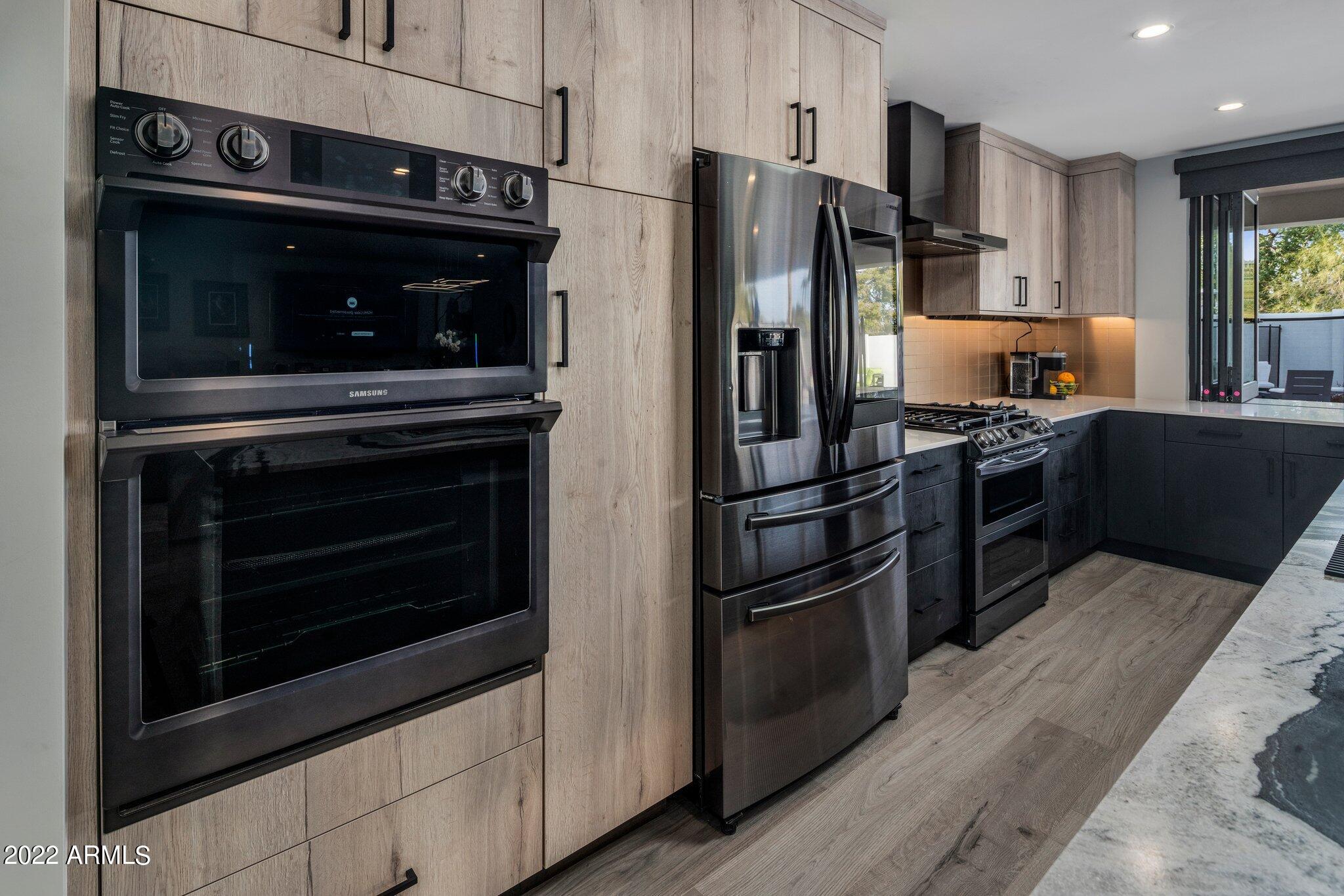 9056 N ARROYA VISTA Drive