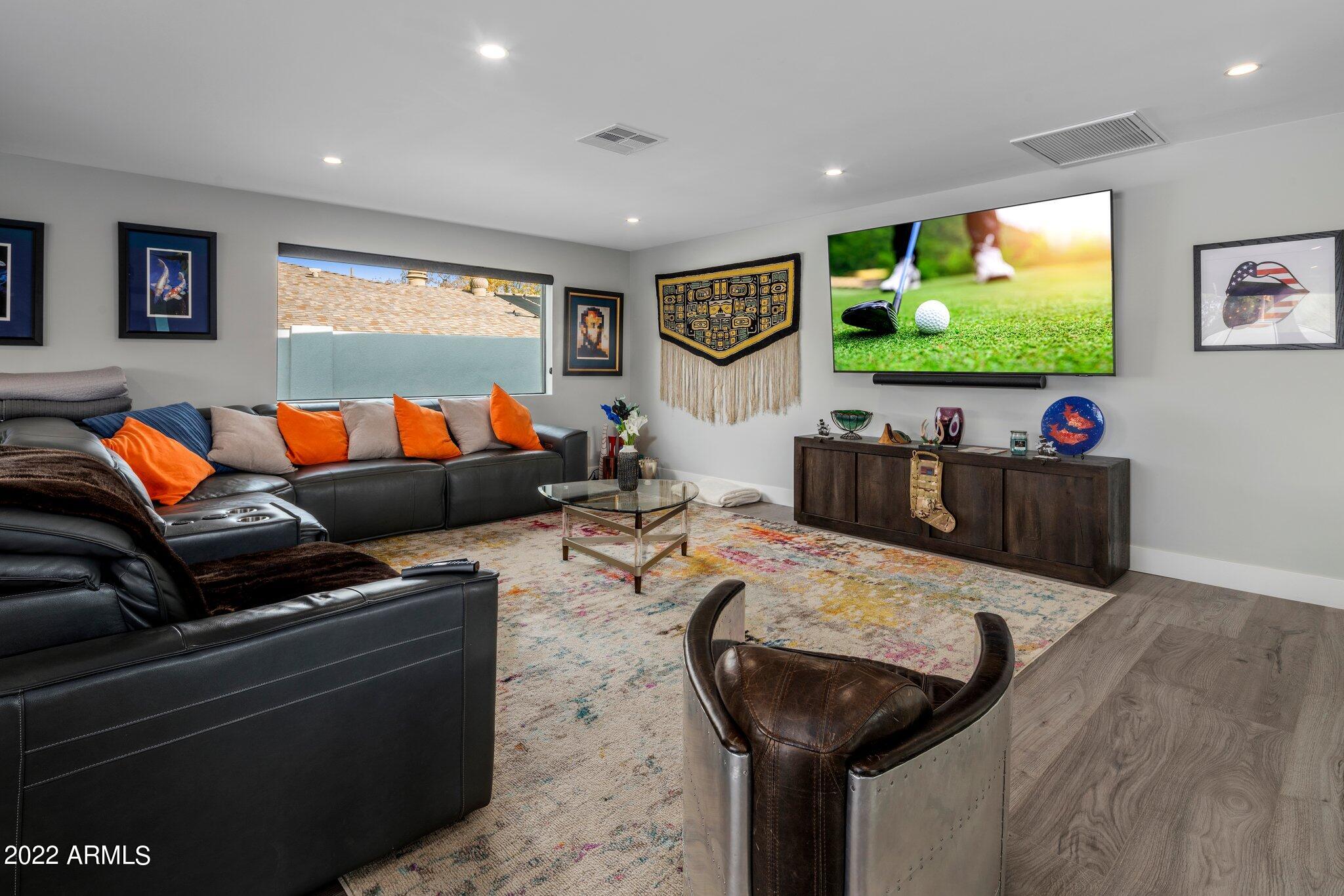 9056 N ARROYA VISTA Drive