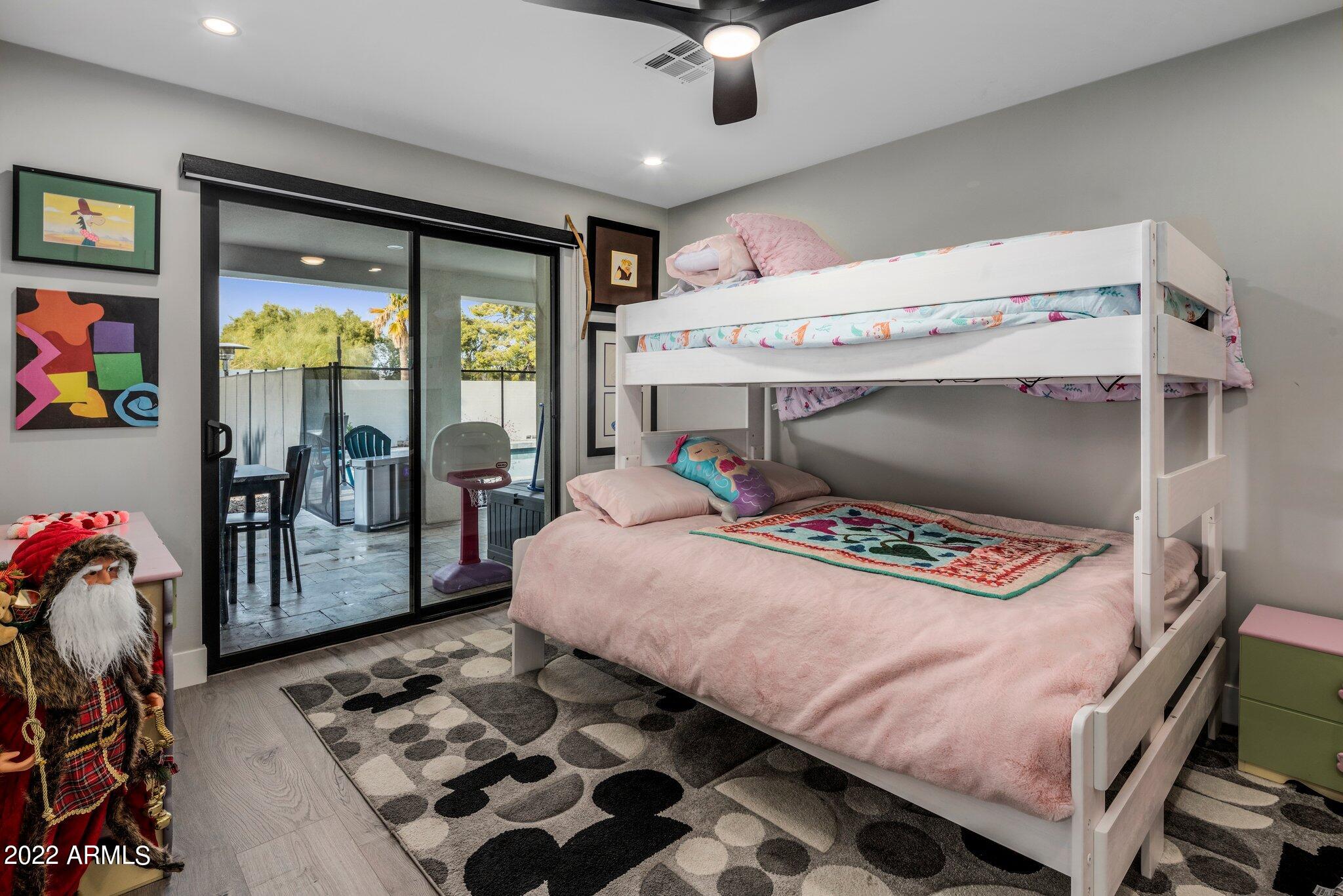 9056 N ARROYA VISTA Drive