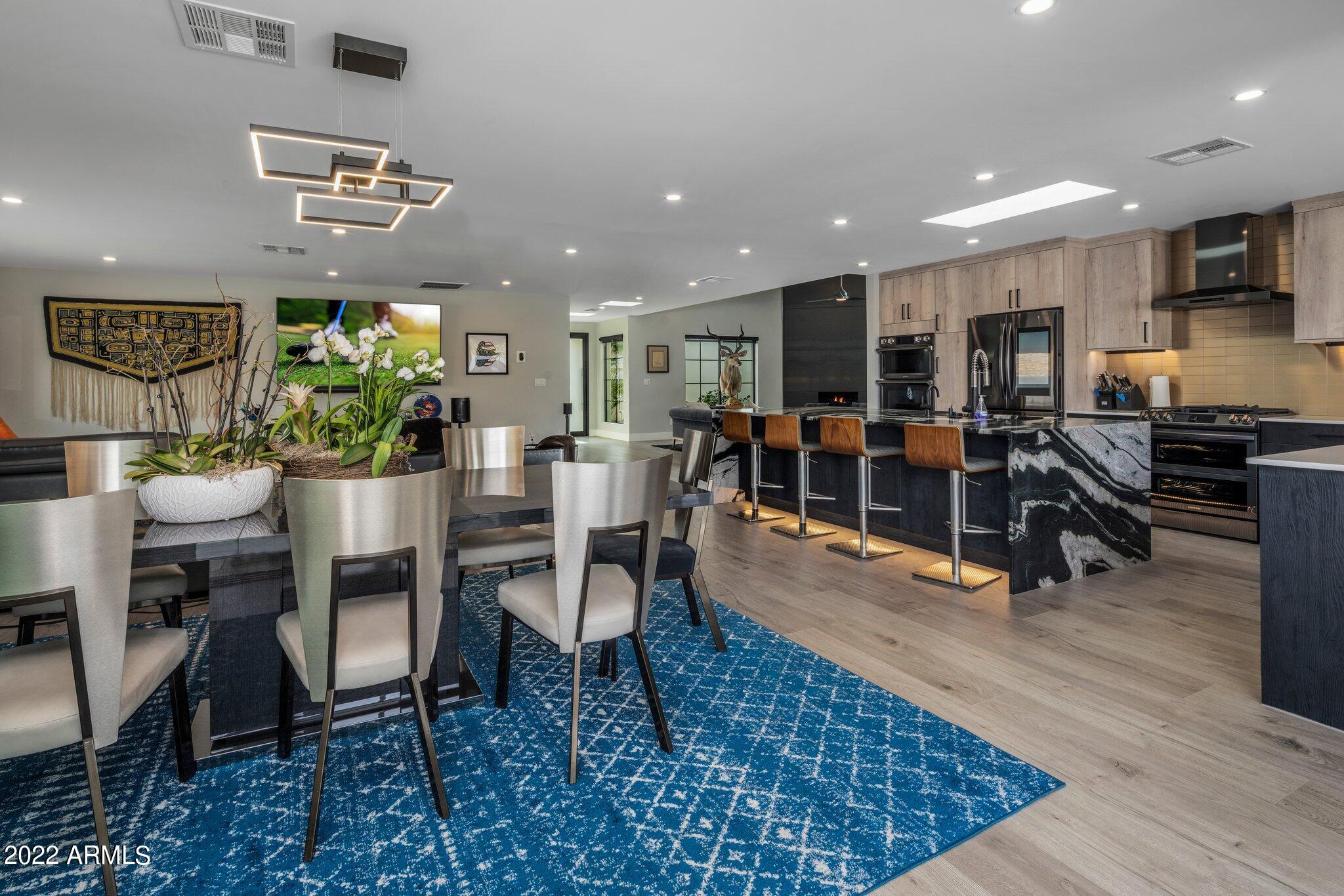 9056 N ARROYA VISTA Drive