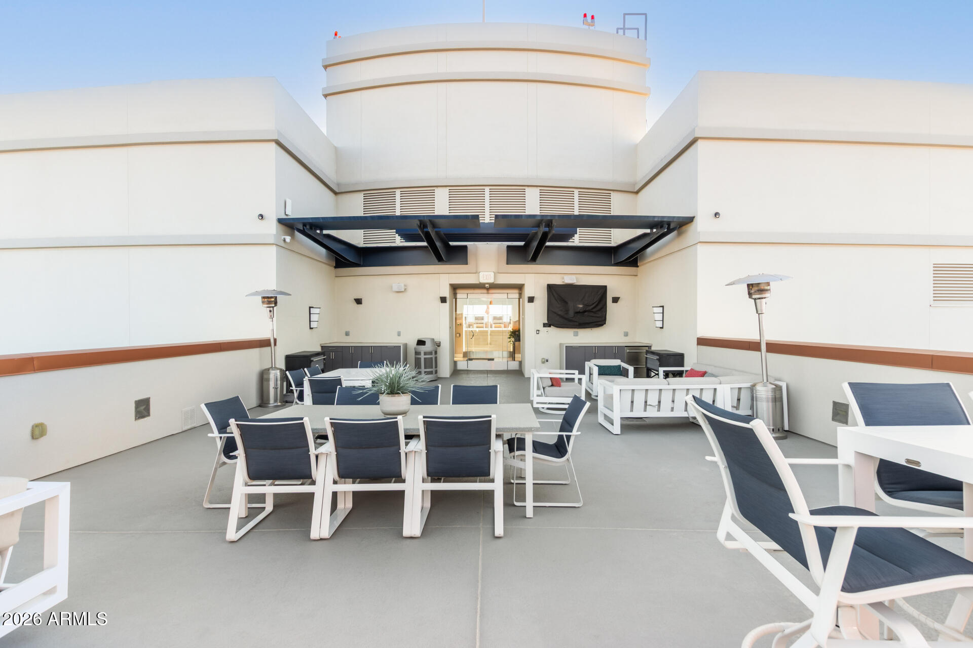 2211 E CAMELBACK Road 106