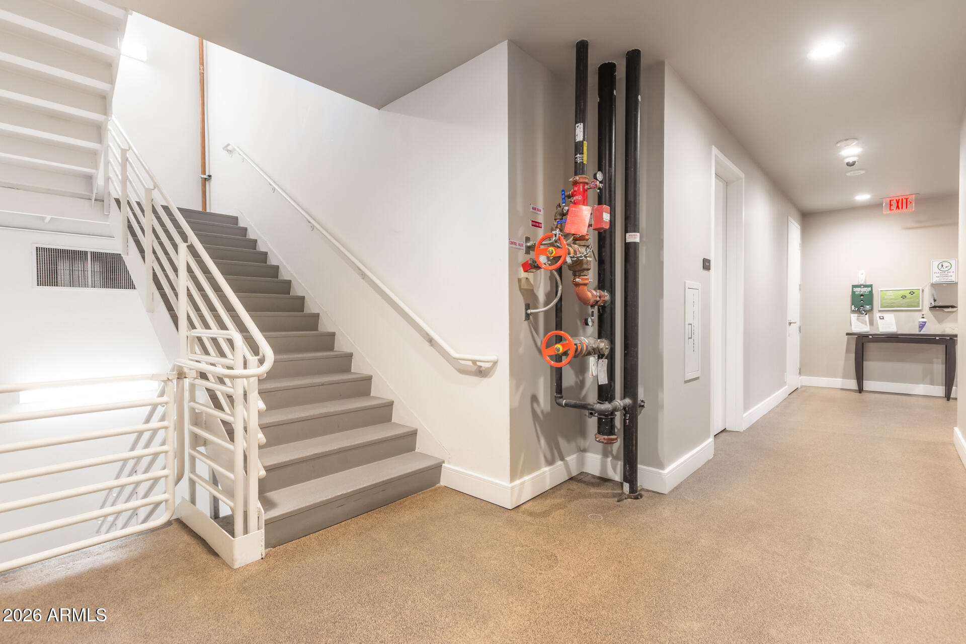 2211 E CAMELBACK Road 106