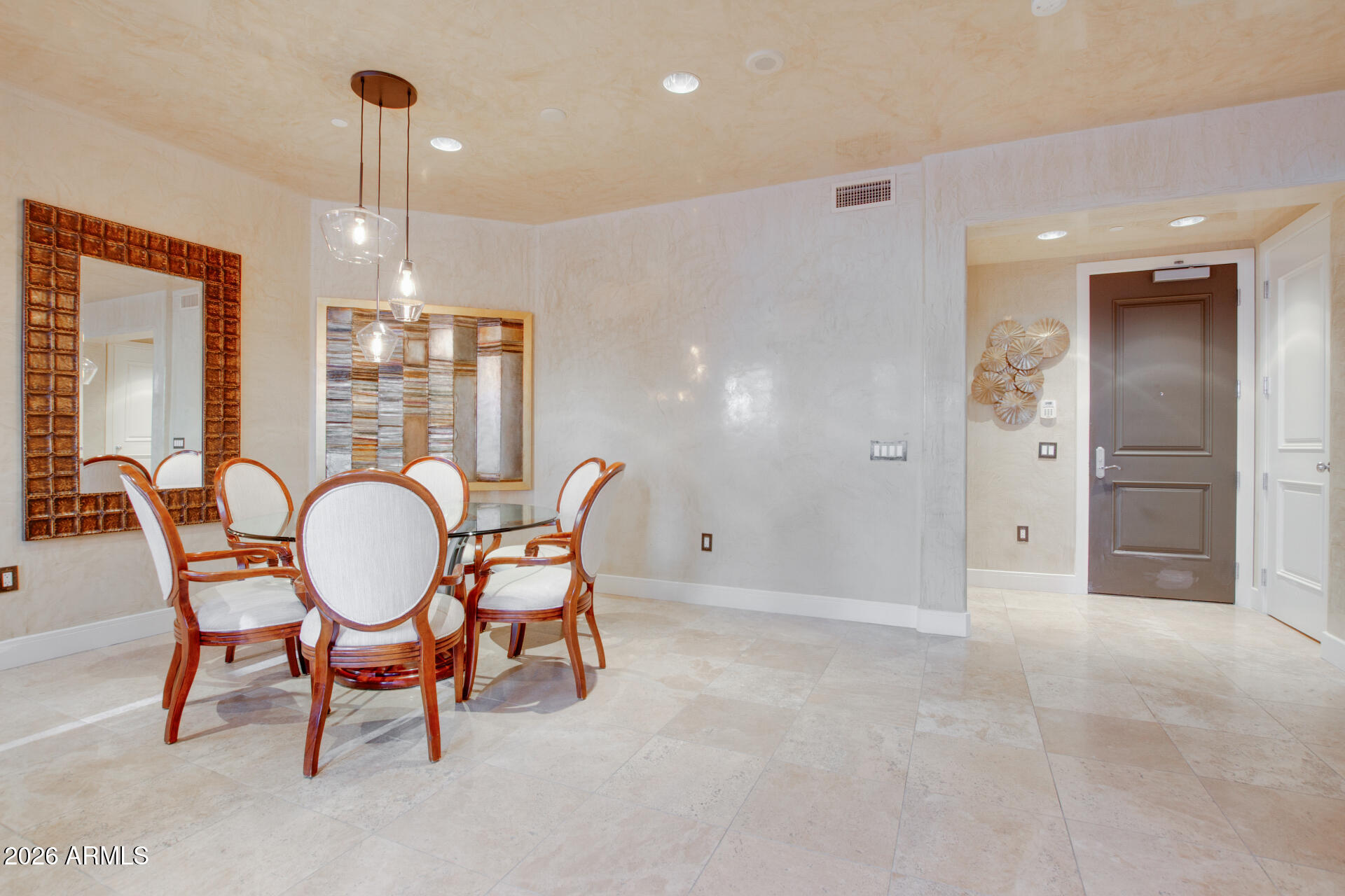 2211 E CAMELBACK Road 106