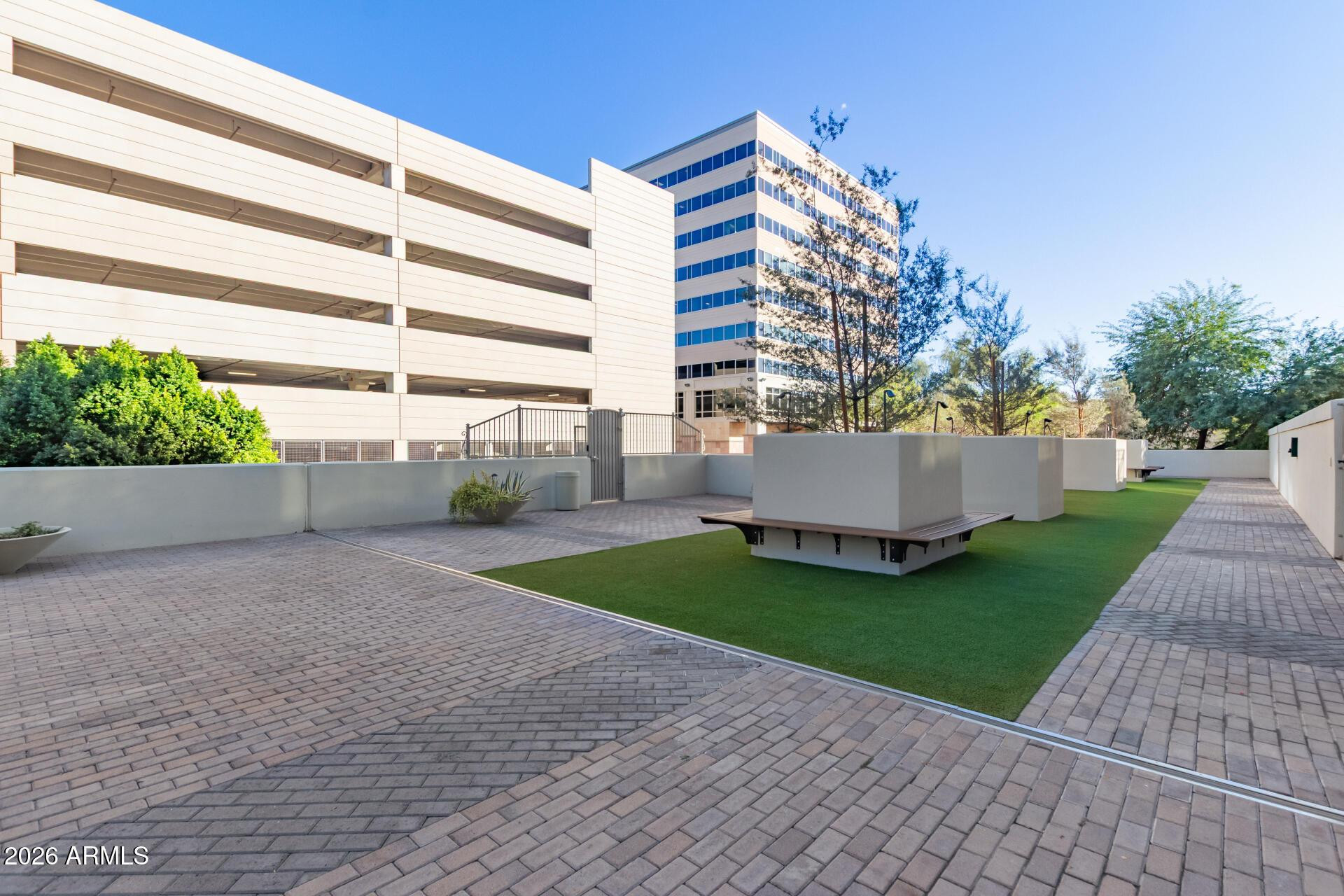 2211 E CAMELBACK Road 106