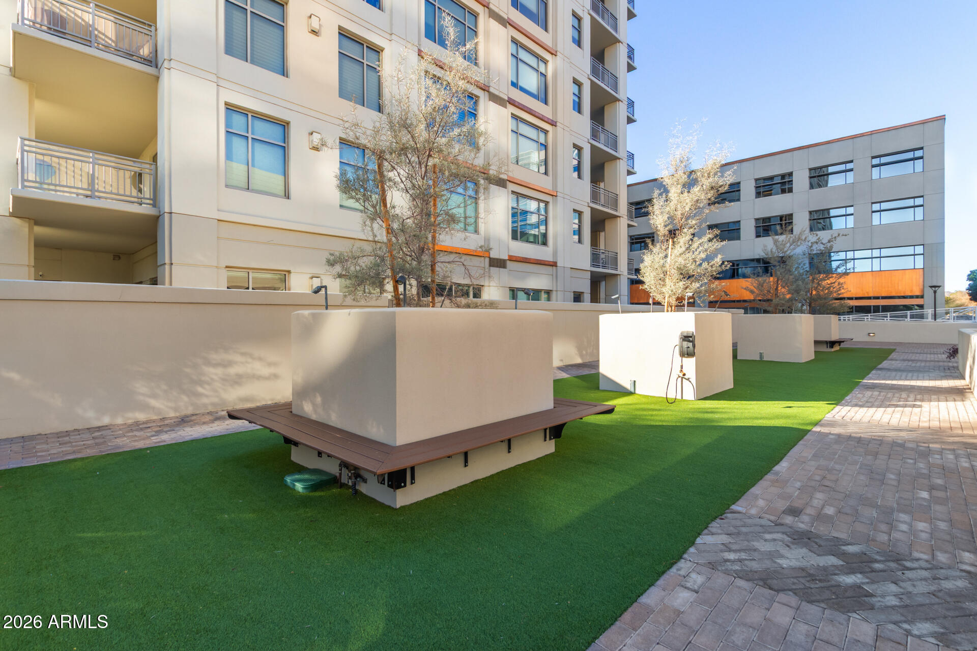 2211 E CAMELBACK Road 106