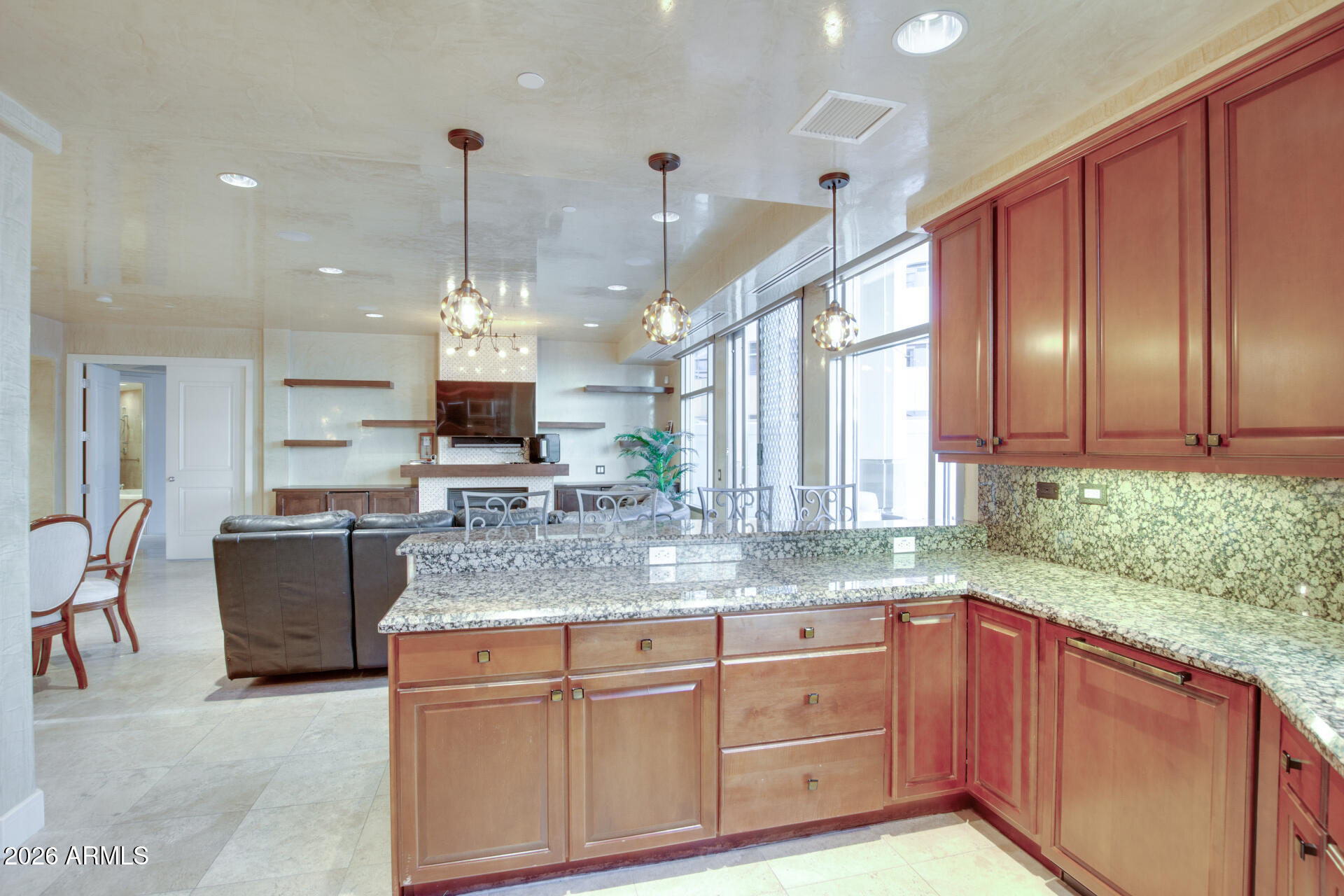 2211 E CAMELBACK Road 106