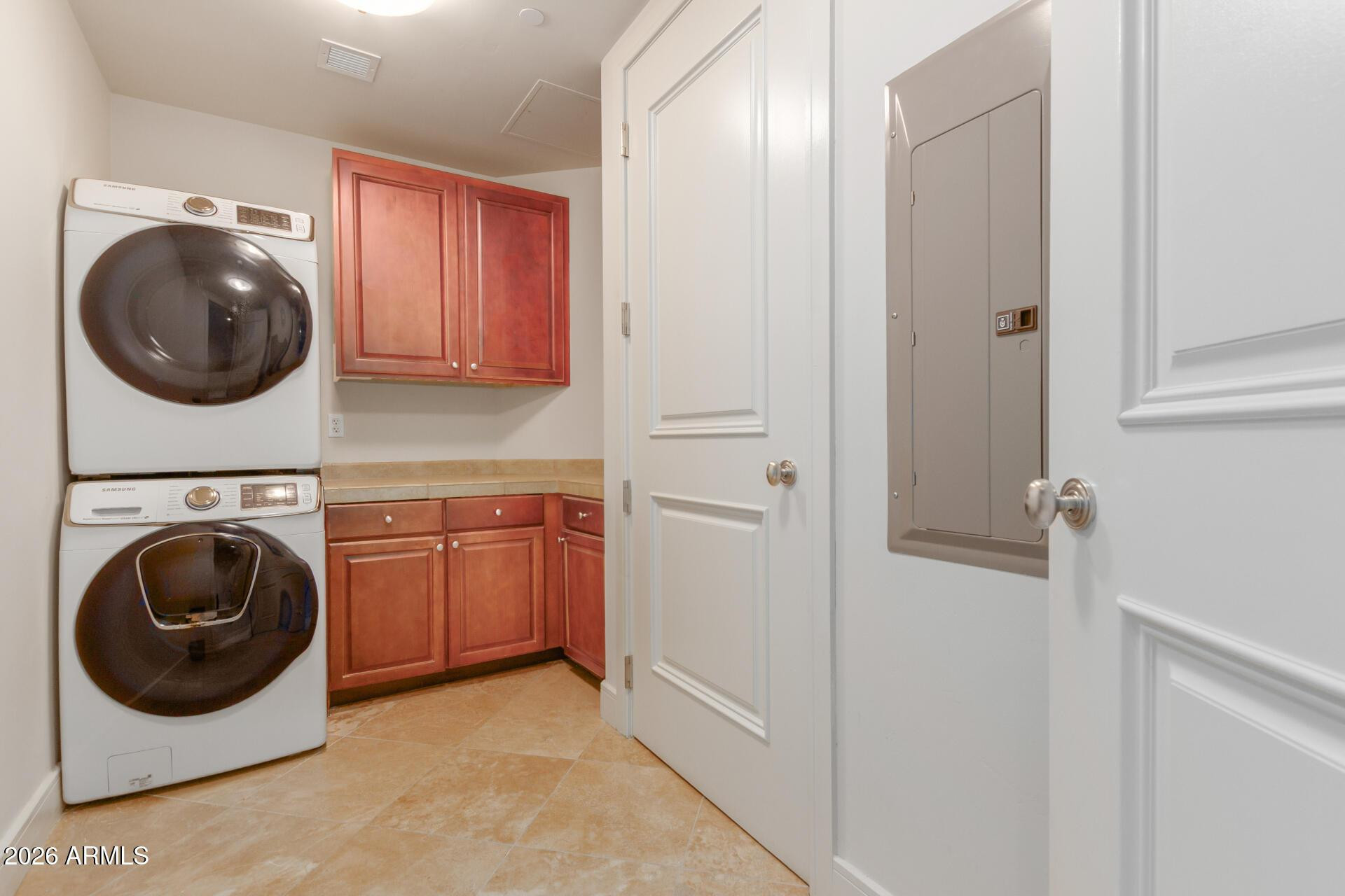2211 E CAMELBACK Road 106