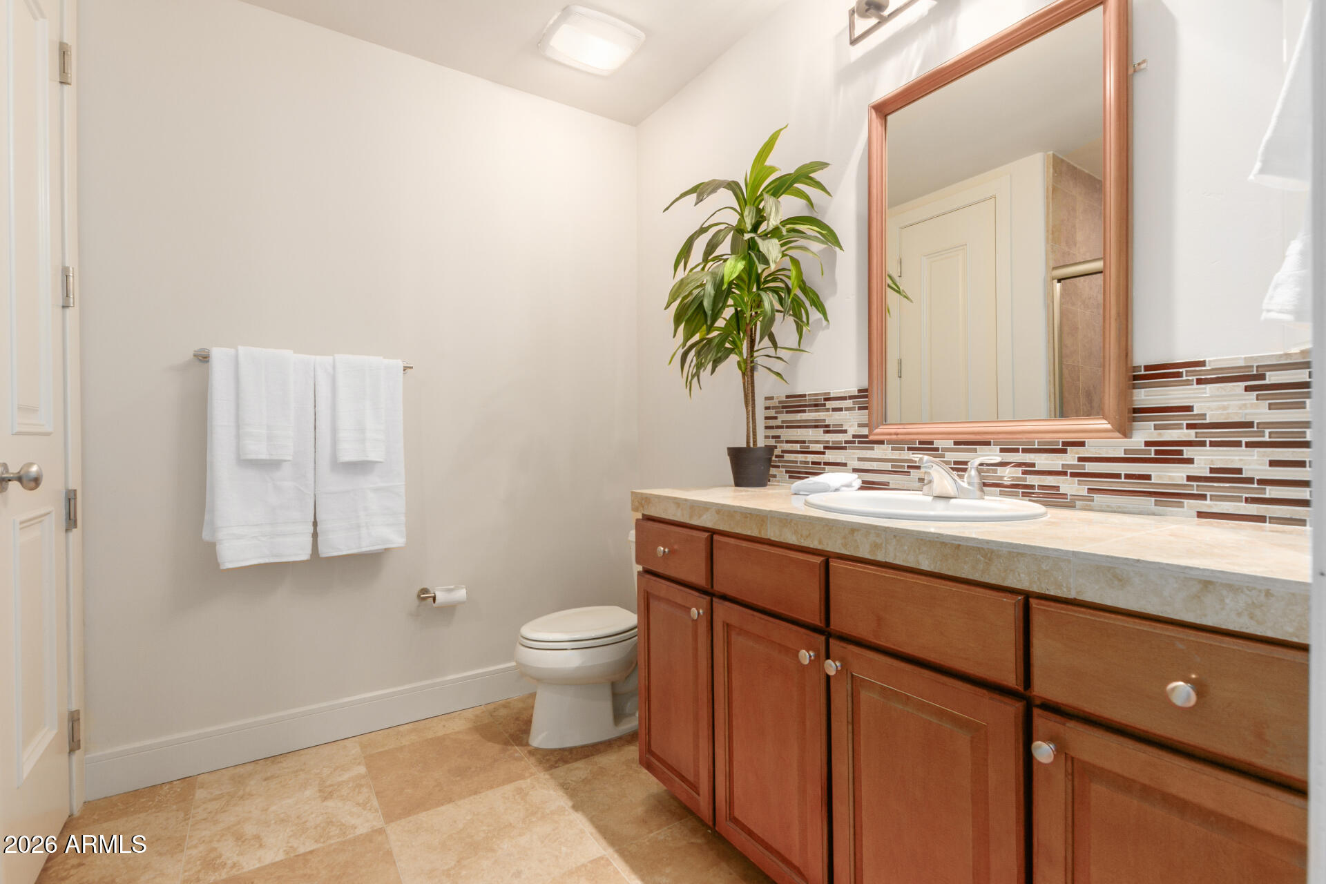 2211 E CAMELBACK Road 106