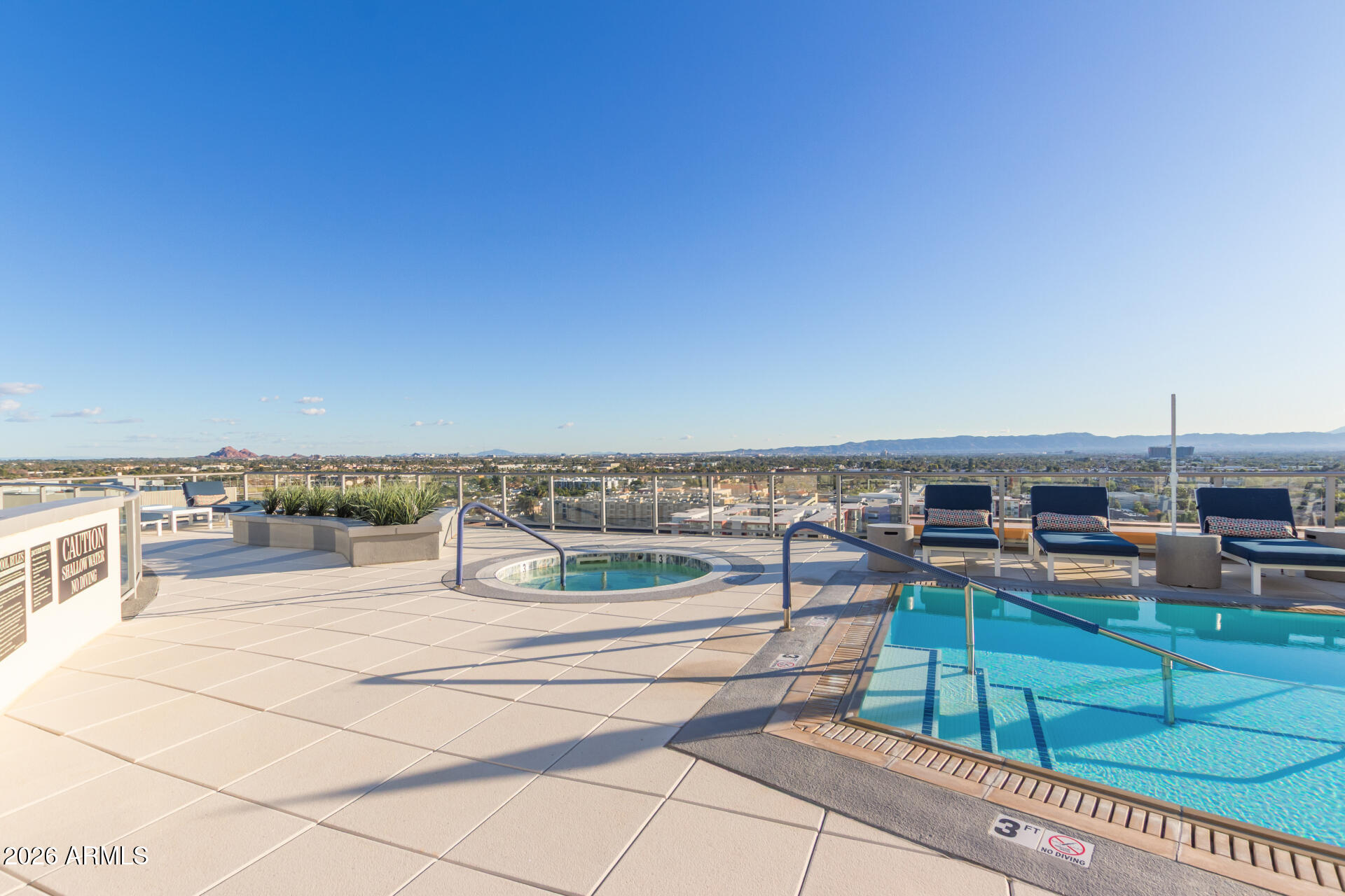 2211 E CAMELBACK Road 106