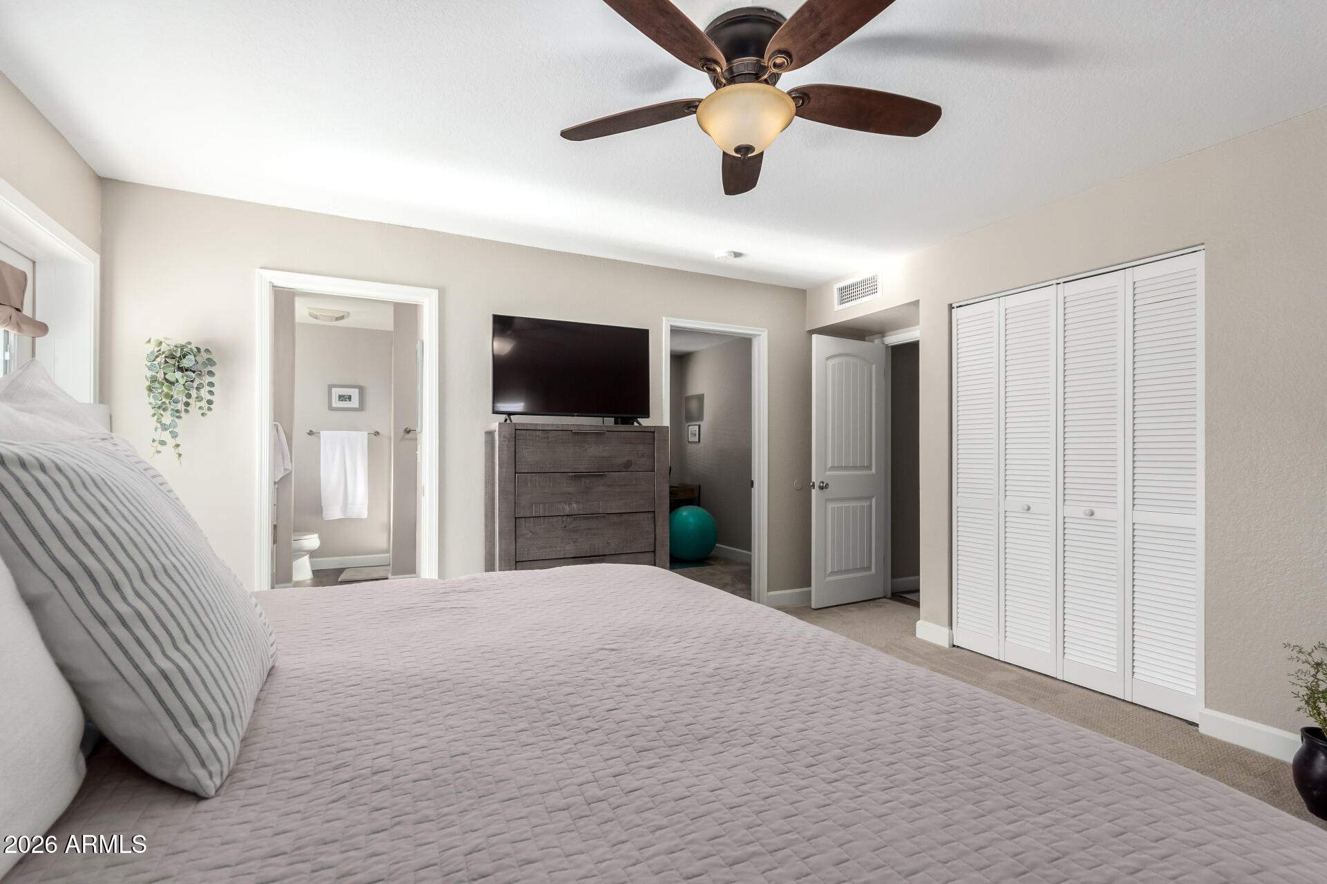 3927 E CORTEZ Street