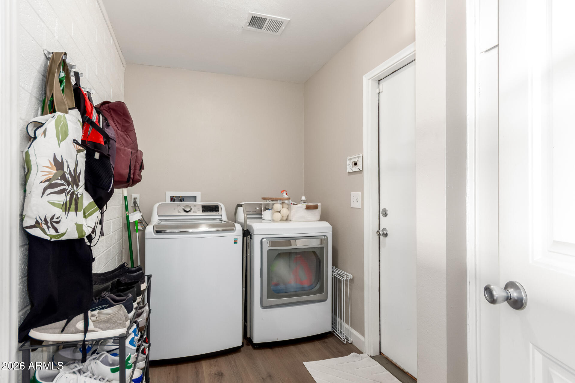 3927 E CORTEZ Street