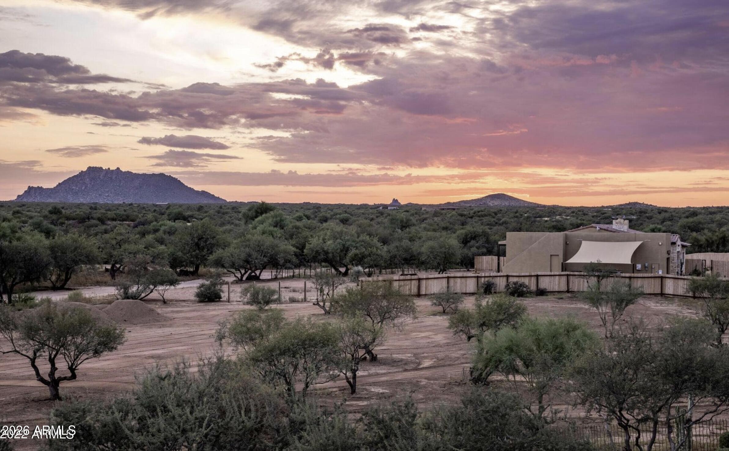 13639 E HEDGEHOG Place