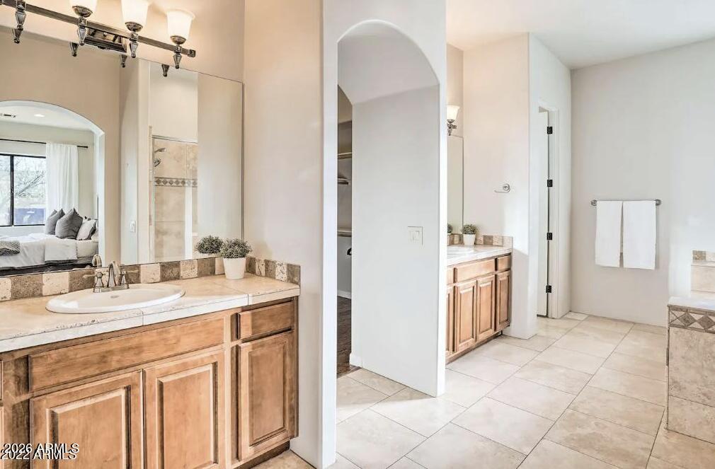 13639 E HEDGEHOG Place