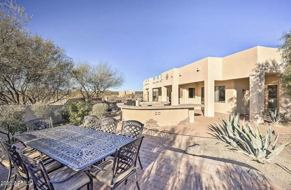 13639 E Hedgehog Place