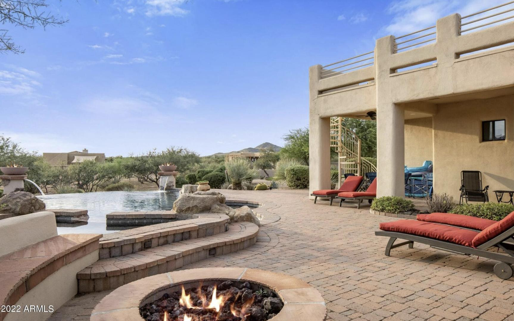 13639 E Hedgehog Place