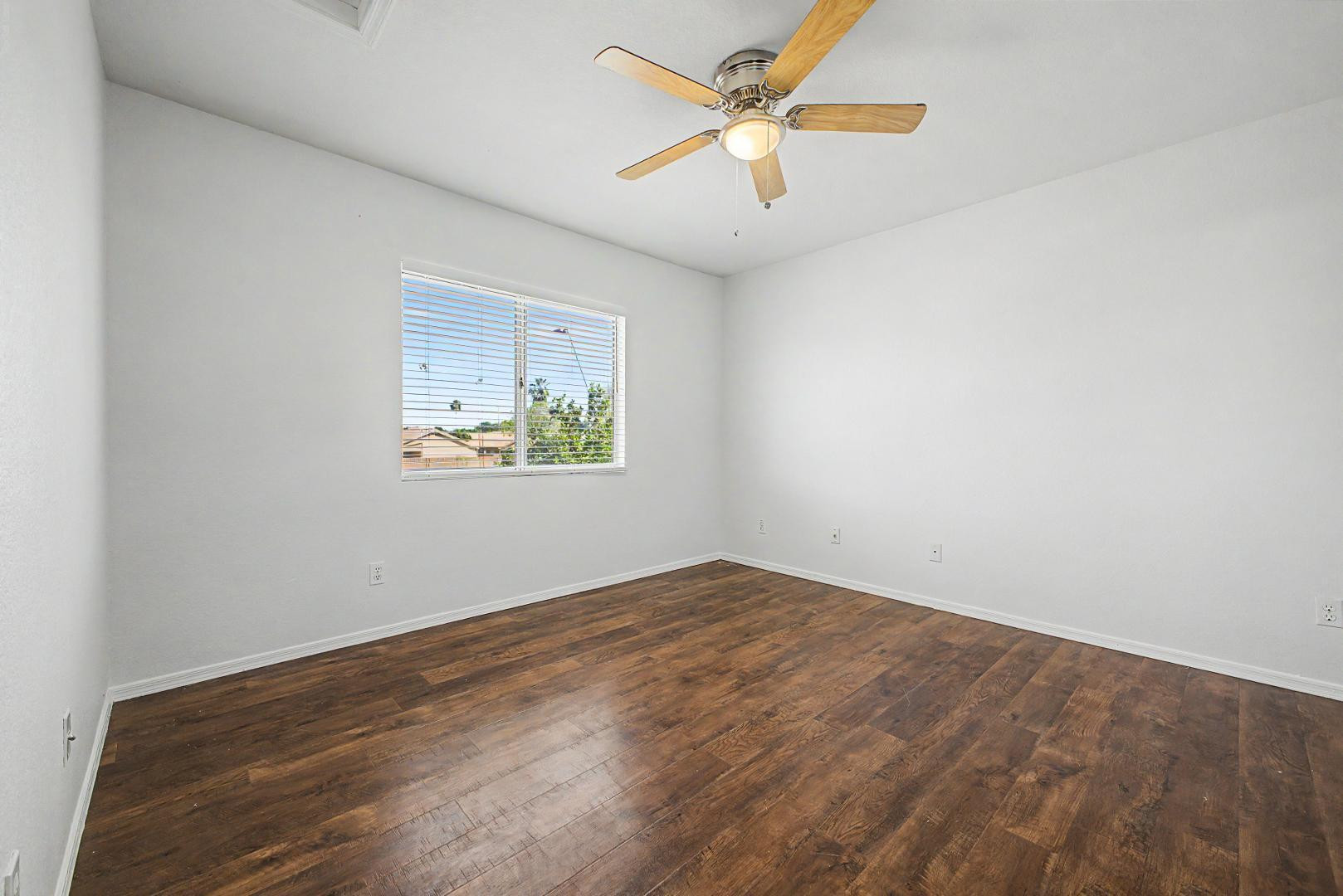 1295 S Honeysuckle Lane