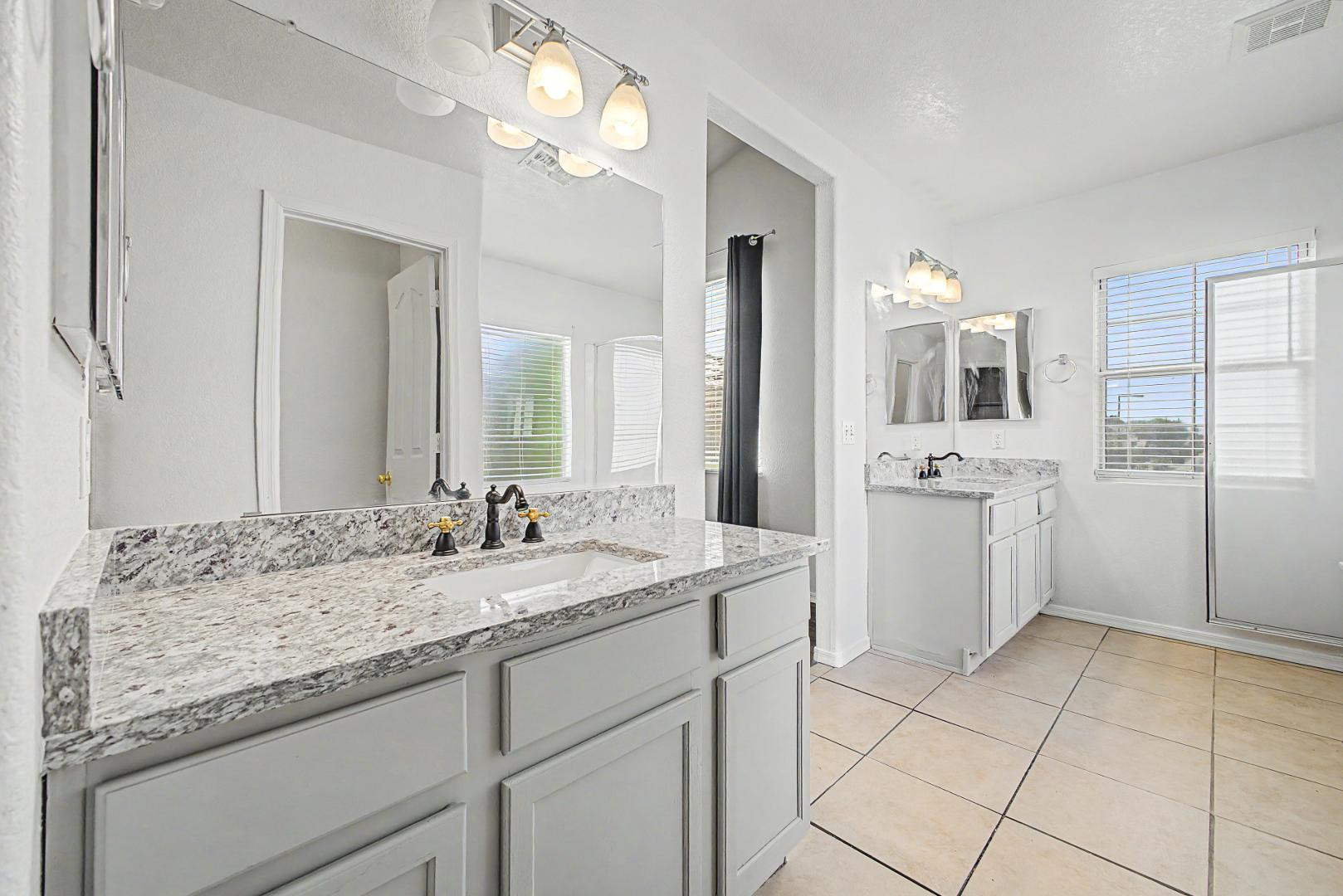 1295 S Honeysuckle Lane