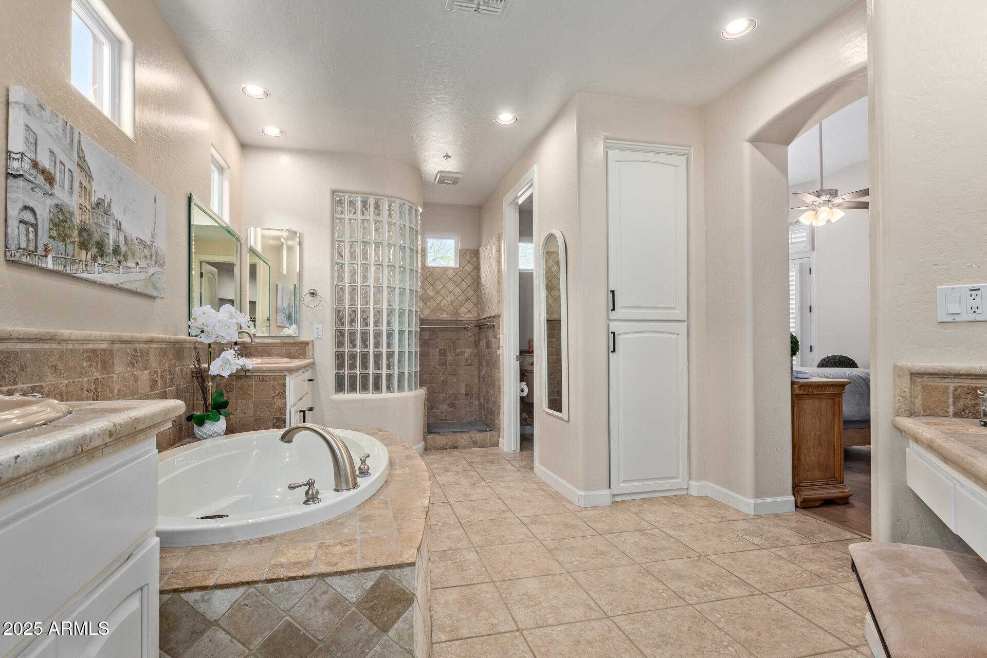 8566 E ANGEL SPIRIT Drive